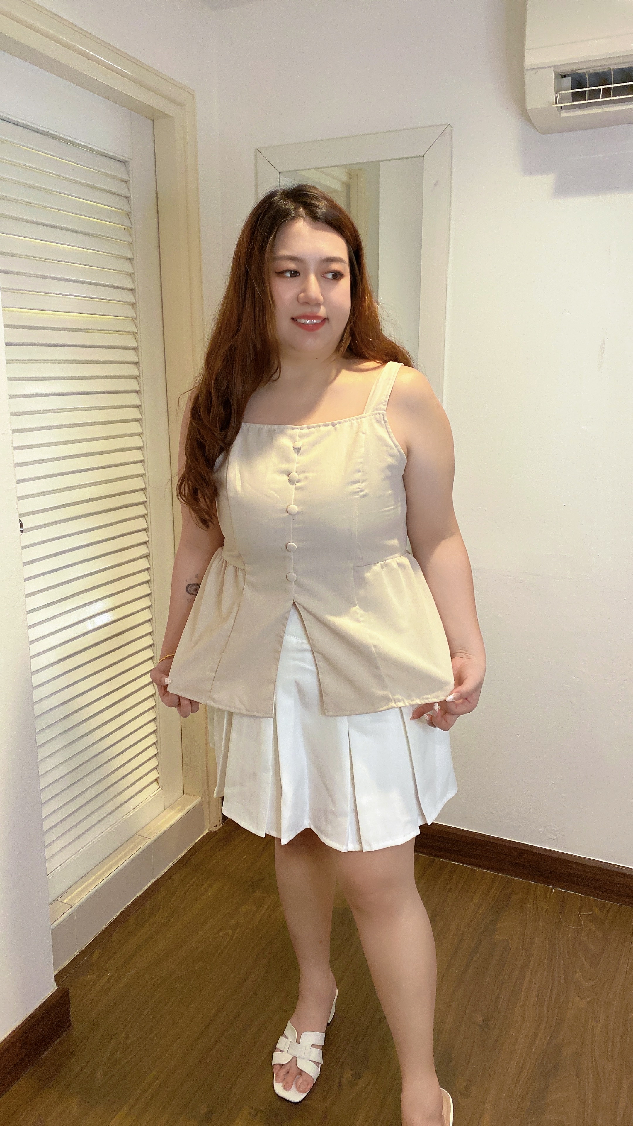 Th39-棉麻宽带排扣开叉修身吊带上衣