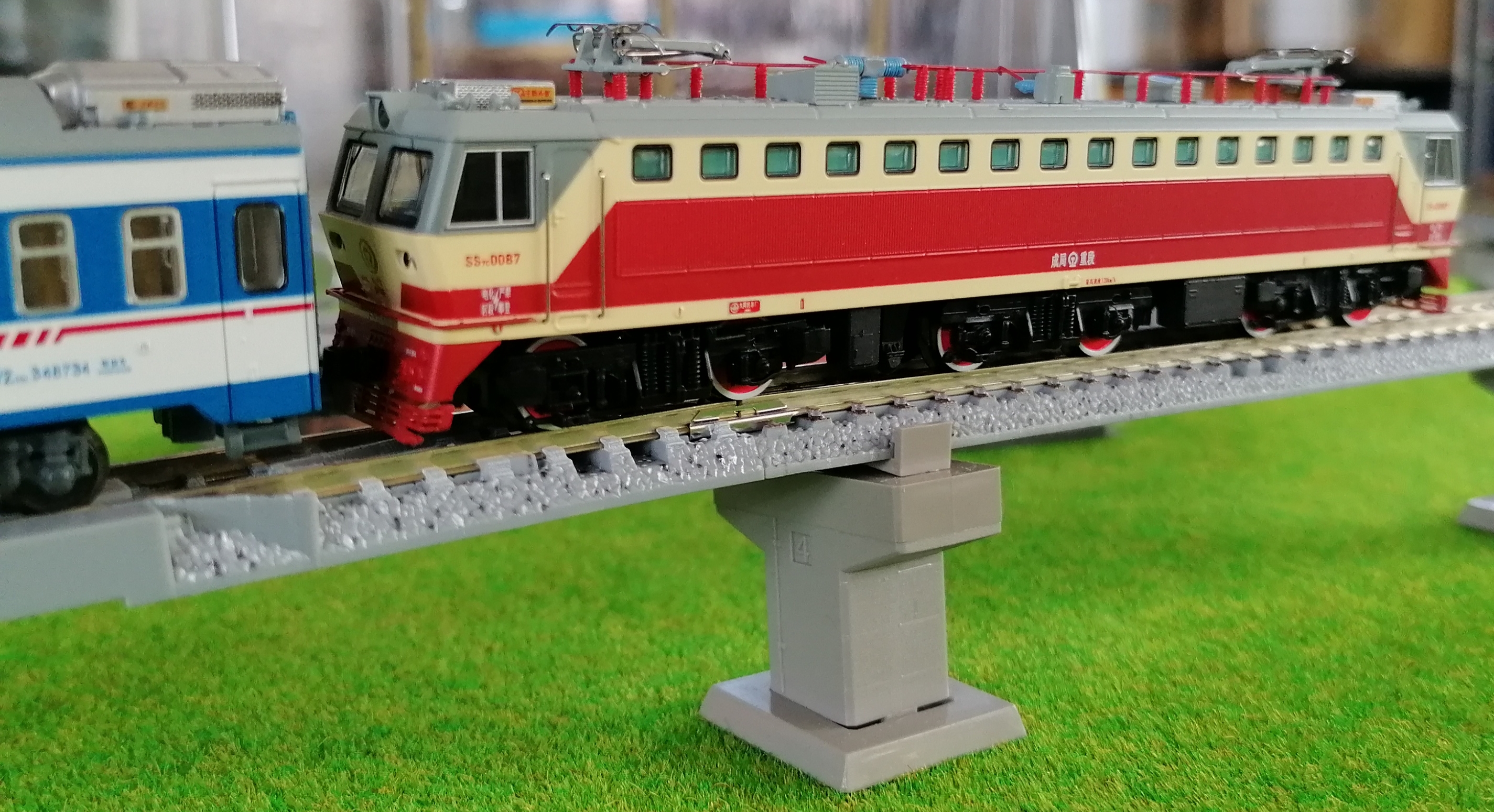中國電力機車韶山7C N比例 1：160 (三款可選）