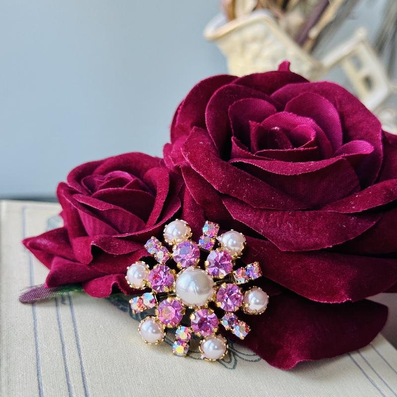 C.a. 1950-60s Pink Rhinestone and Faux Pearl Collar Brooch from Europe (MW240)