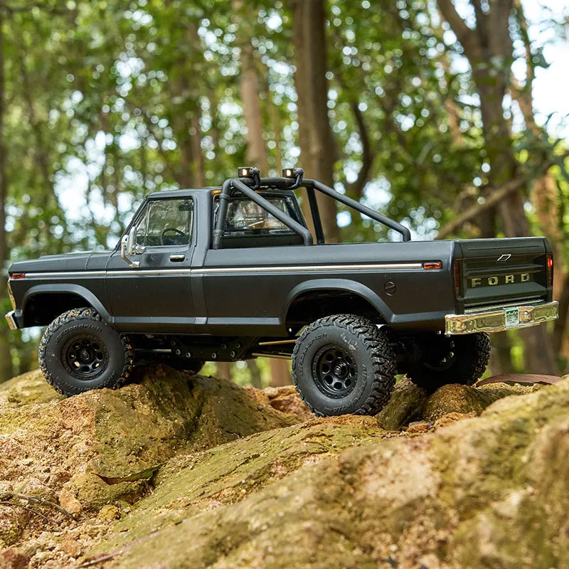 【香港現貨】FMS 1:18 FCX18II FORD F-100 無刷攀爬車 | 高低兩檔變速 | 磁吸車殼