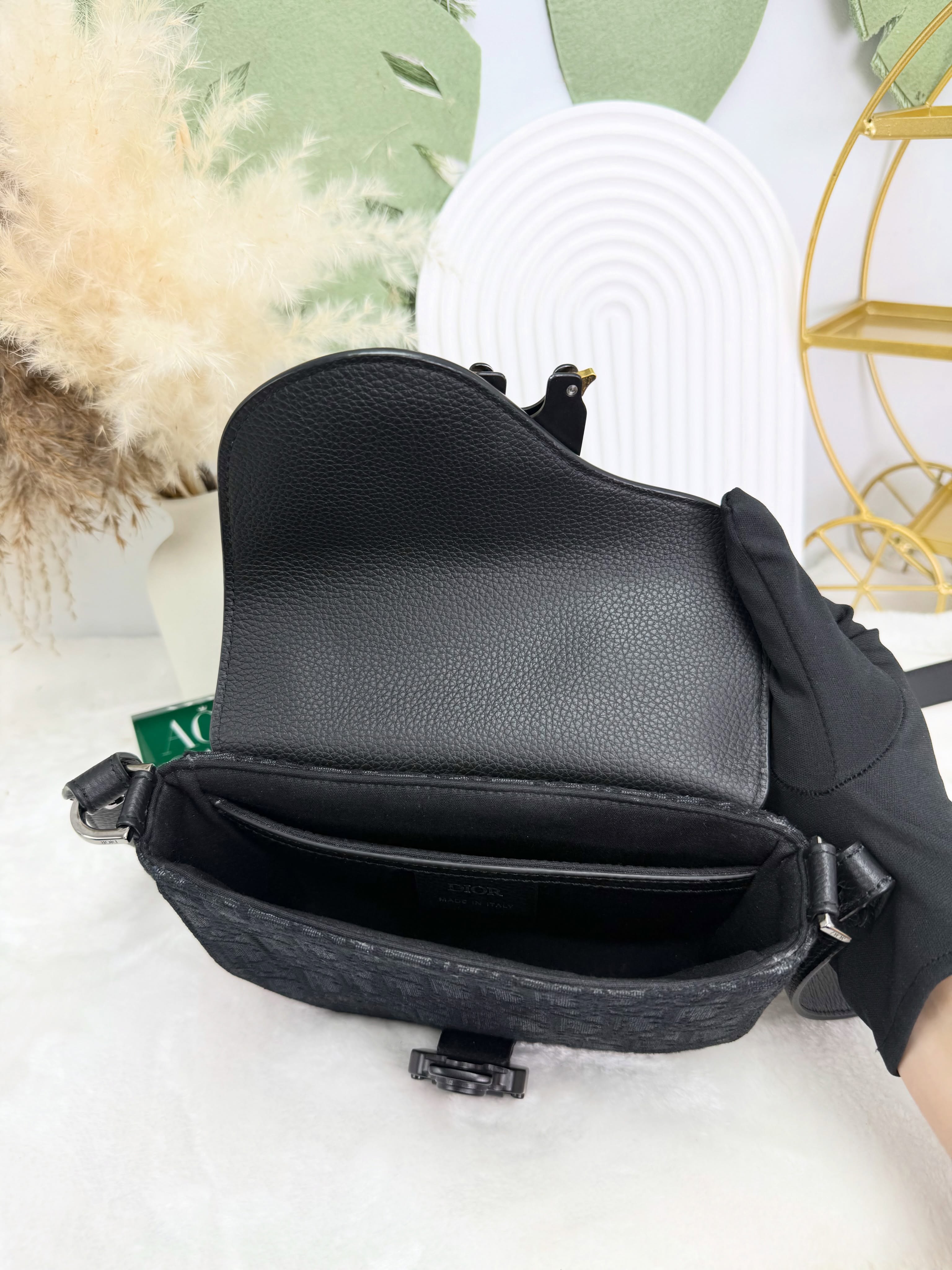 Dior👜 PRE OWNED 🛍️黑色老花郵差包 2025年單 全套🖤