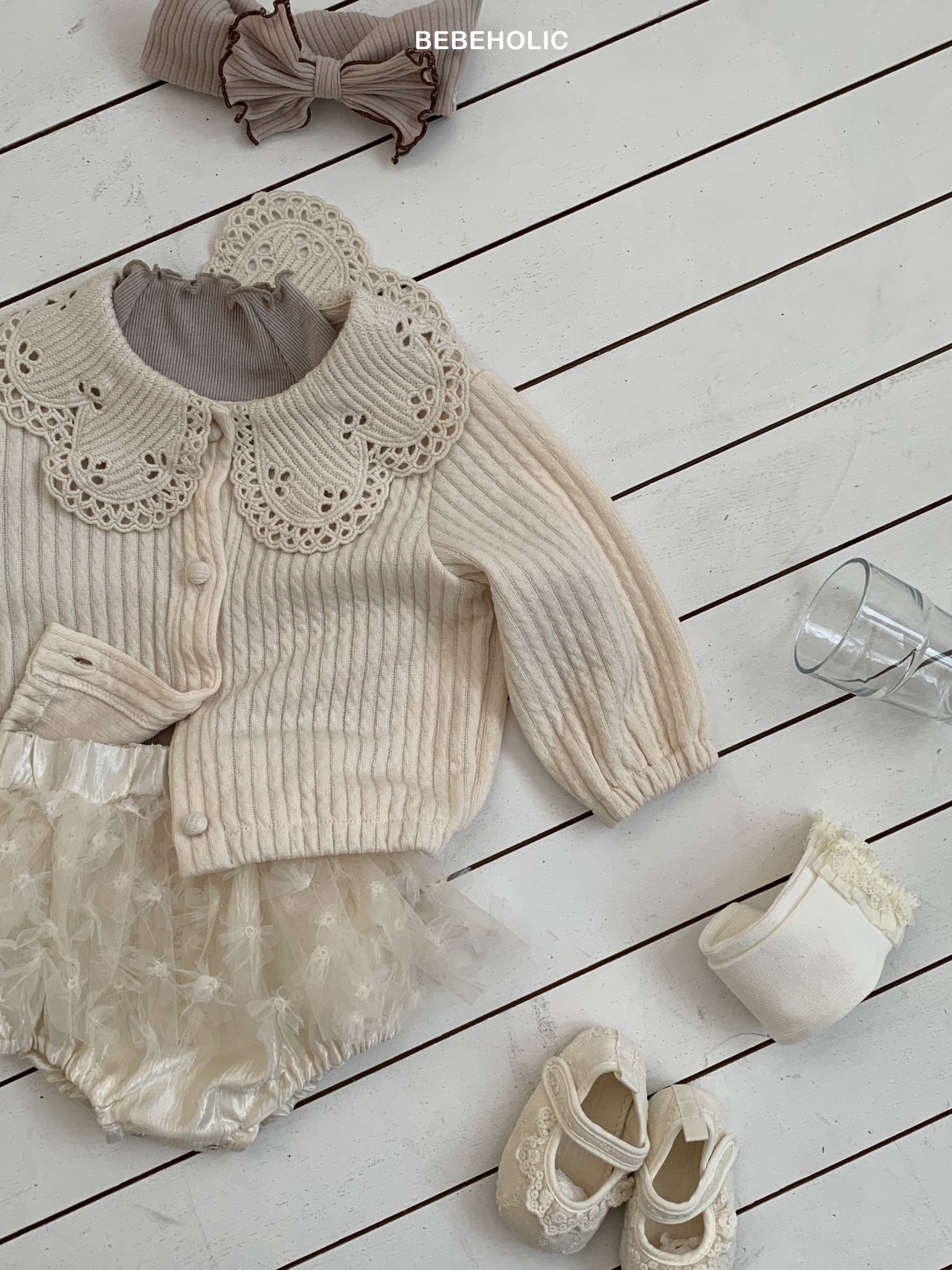 🌸預訂 韓國直送🌸🇰🇷BEBEHOLIC兩色蕾絲花邊翻領開襟外套