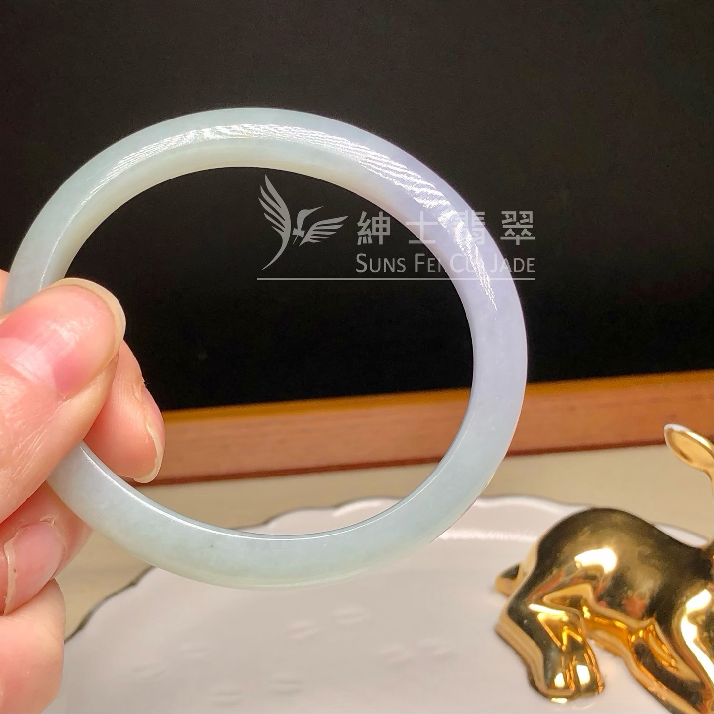 糯冰春彩貴妃鐲54mm YM00189