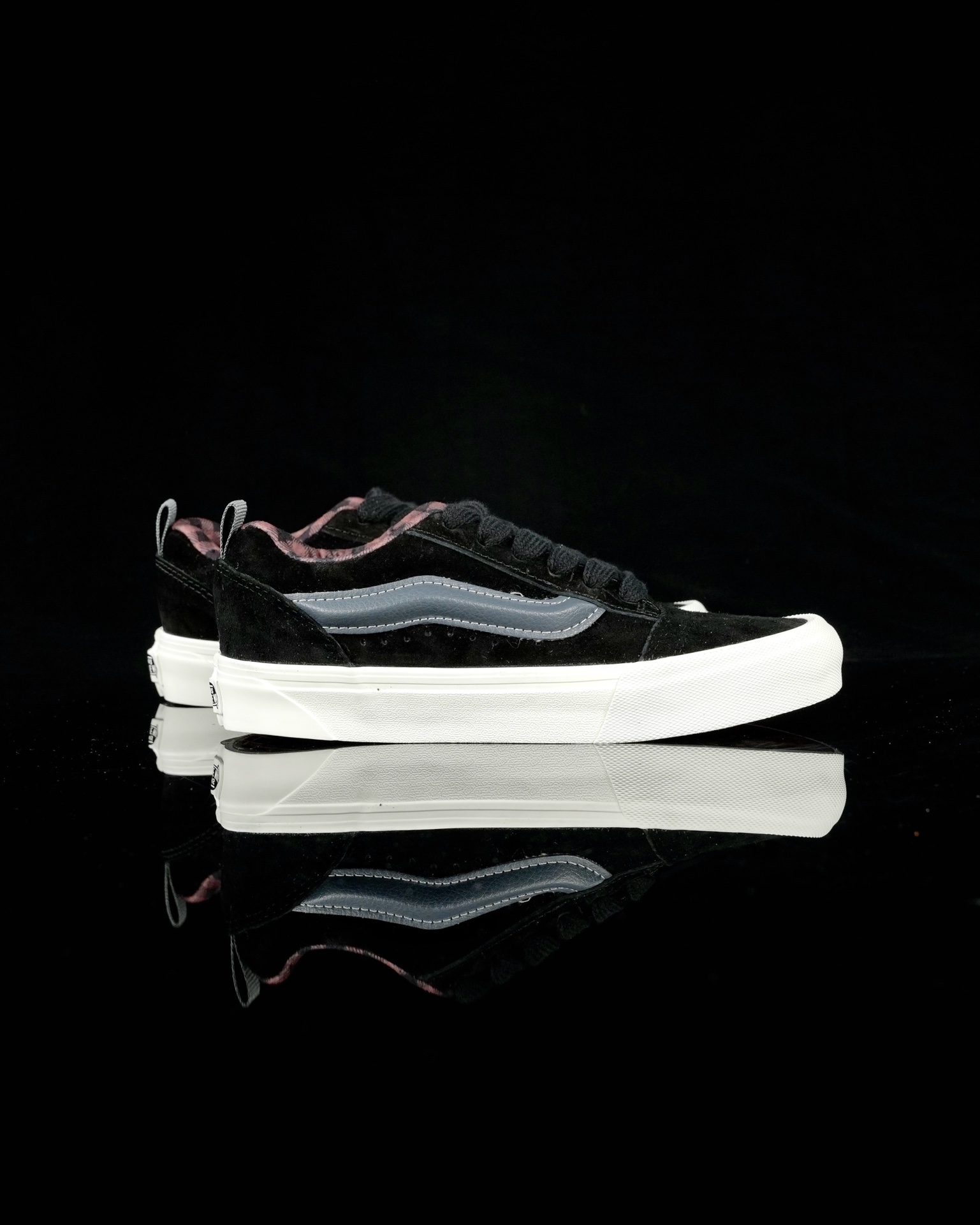 Vans Knu Skool VN000CS0239