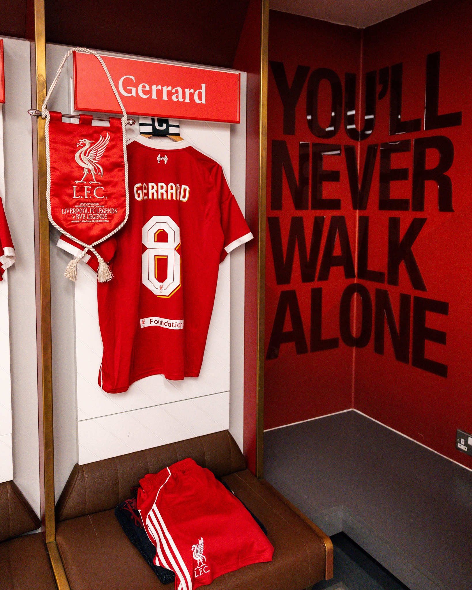 Liverpool 利物浦2026慈善賽球衣