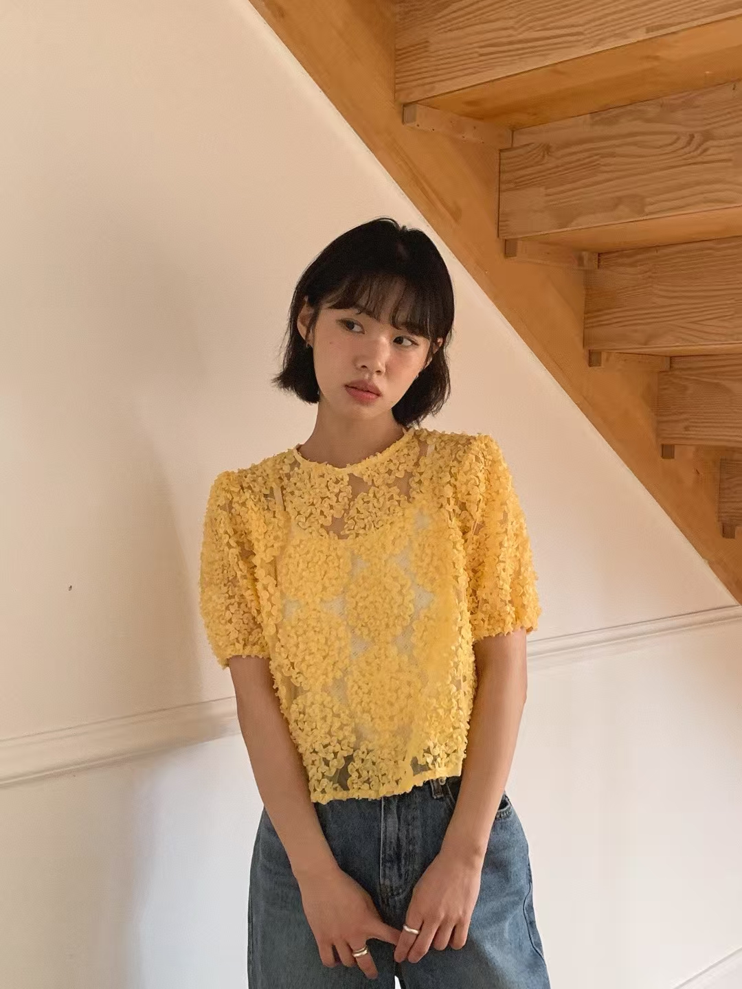 3D Floral Embroidered Mesh Short Sleeve Top ‖ 立体花朵刺绣网纱短袖上衣 KR011056071