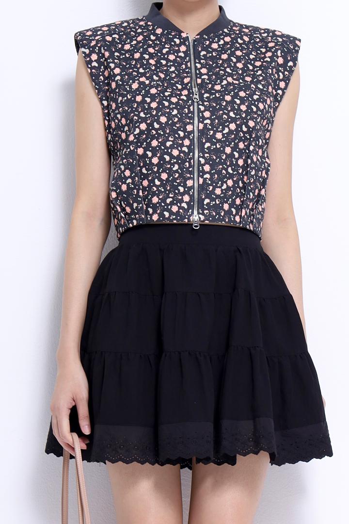 CS1406 Soft Bloom Tiered Mini Skirt