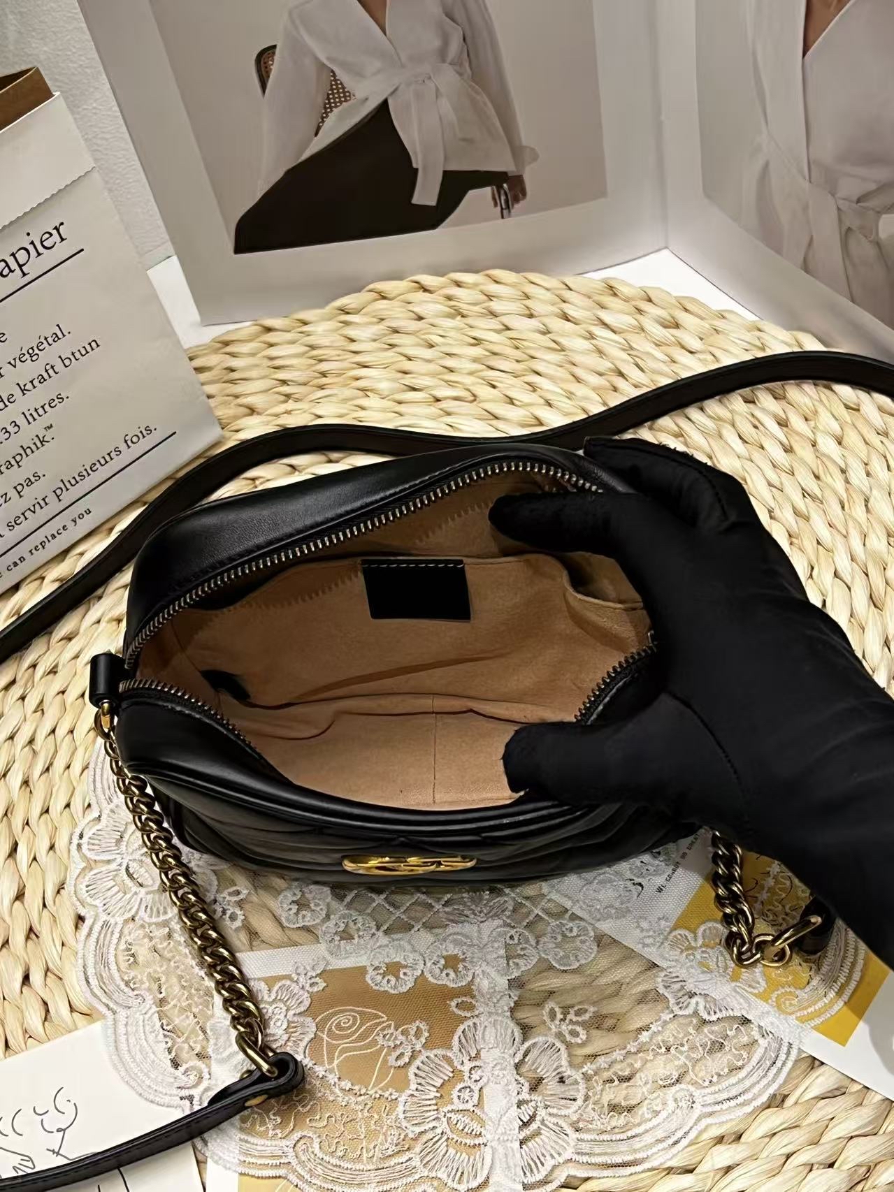  GUCCI Marmont Matelassé Leather Camera Bag