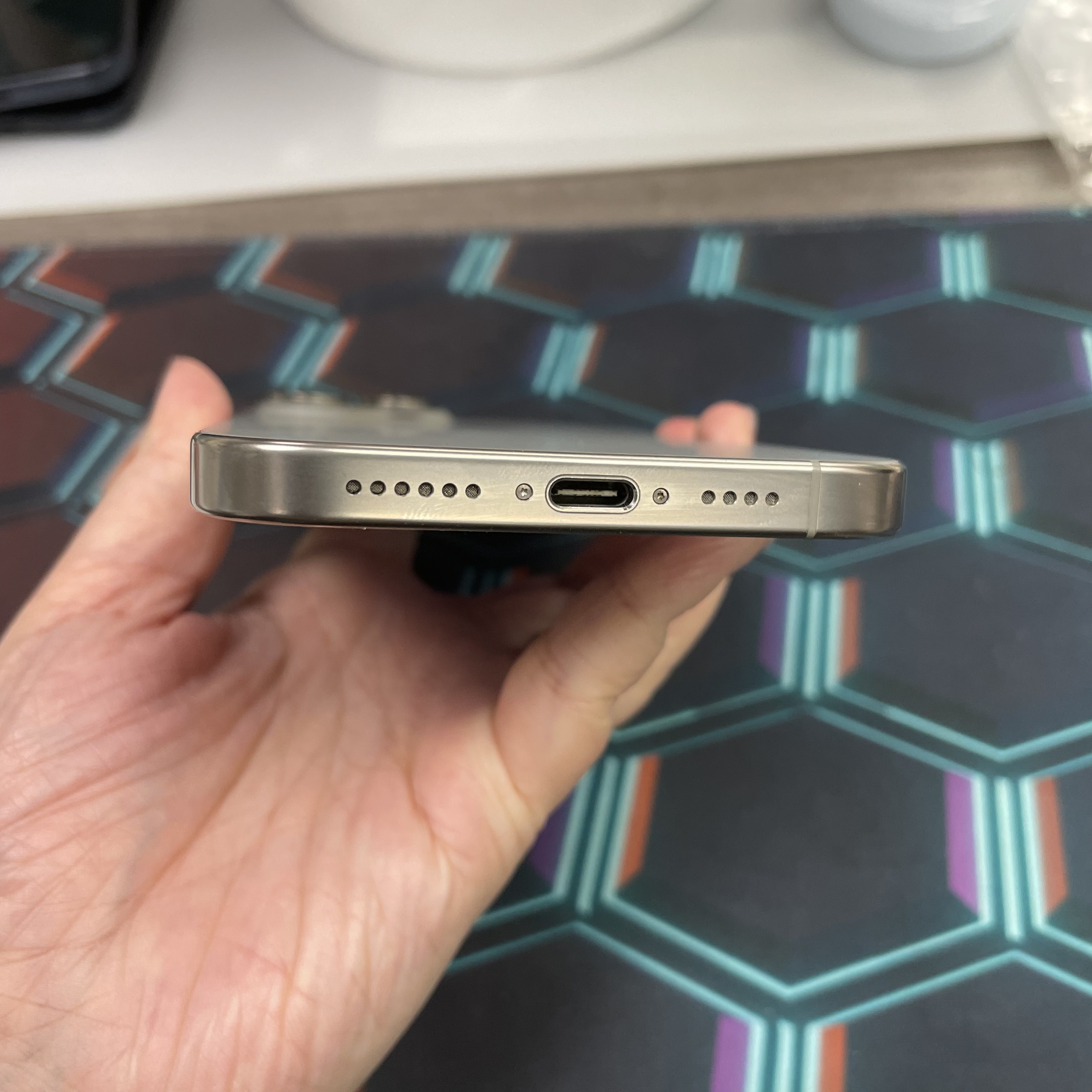 *8301 16 pro max 完美機 512GB 電89 原色 gray