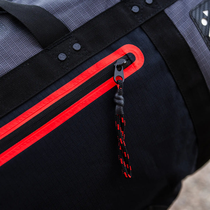 SUN MOUNTAIN CLUBGLIDER 3 Travel Bag 高級托運包- 黑/鋼灰/紅