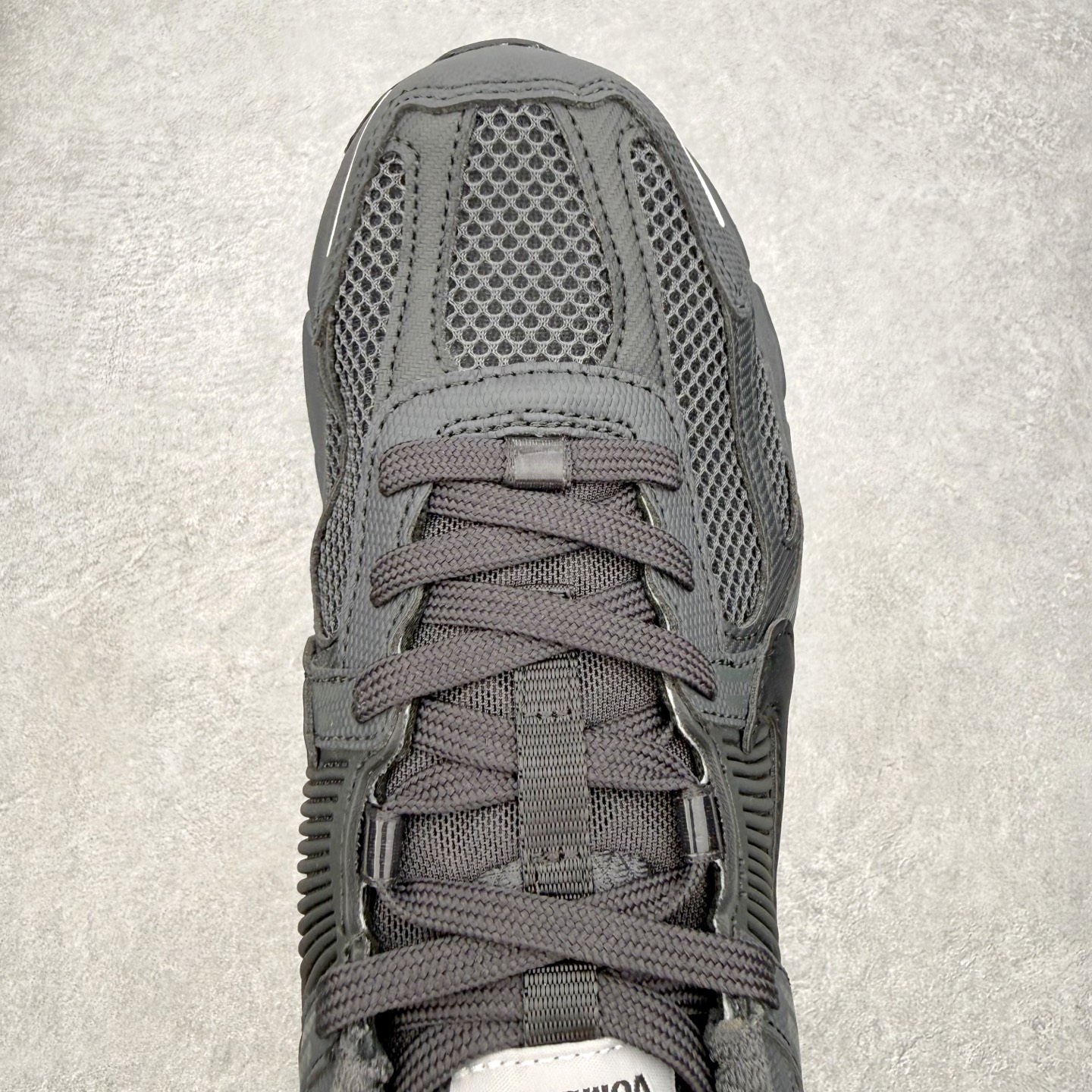 Nike Air Zoom Vomero 5 FQ7079-002 