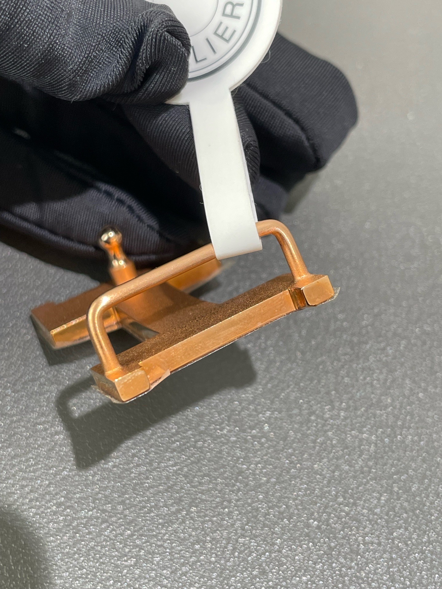 【預訂貨品】HERMES 80碼 Z刻雙面黑色拼大象灰 