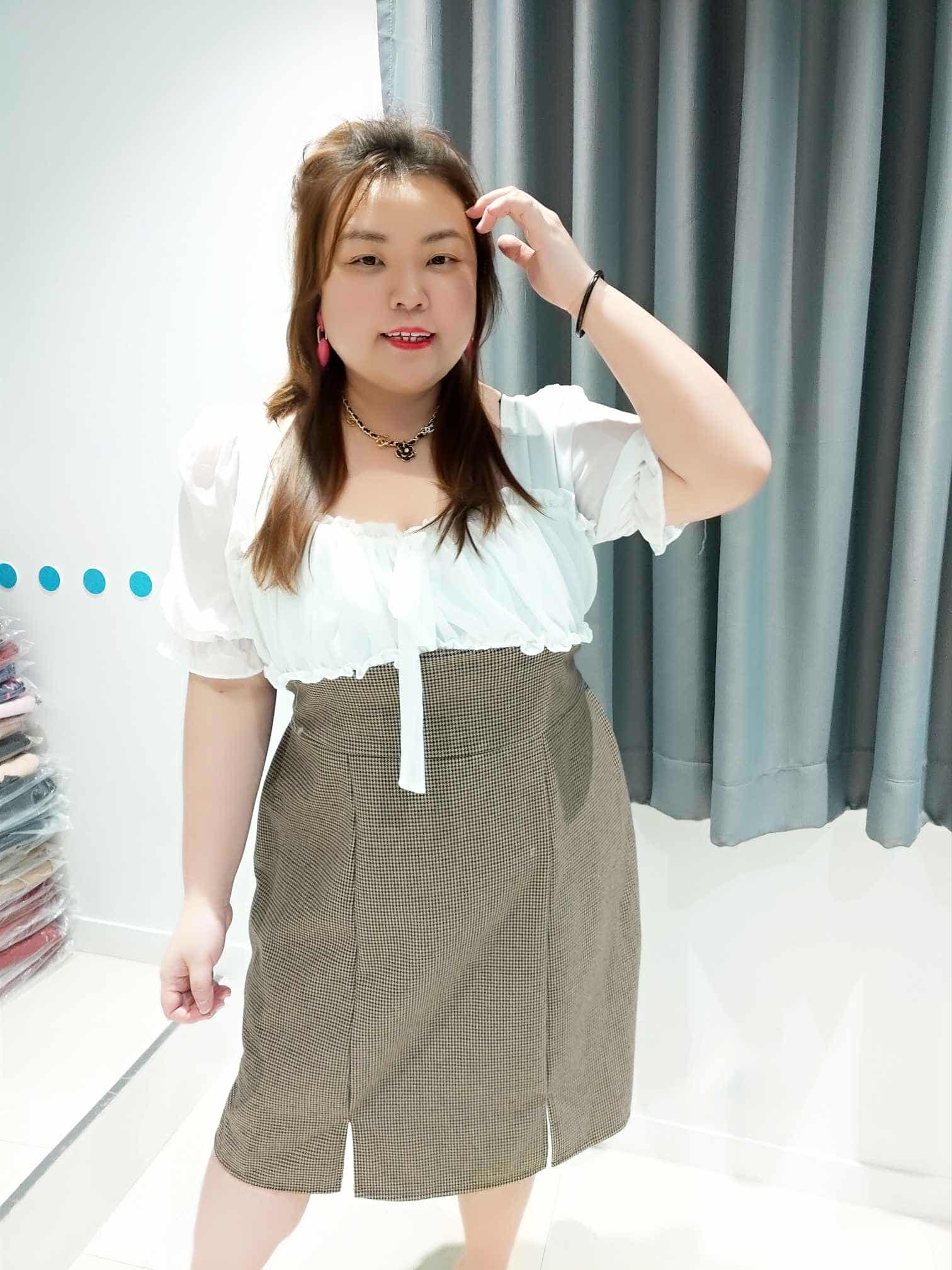 DOD10 拼接邹褶设计连衣裙