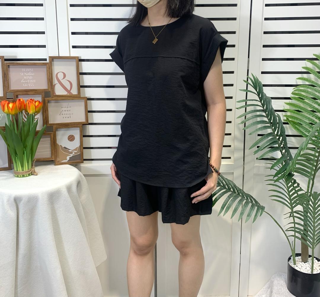 8173 Round Neck Back Button With RB S/Pant 