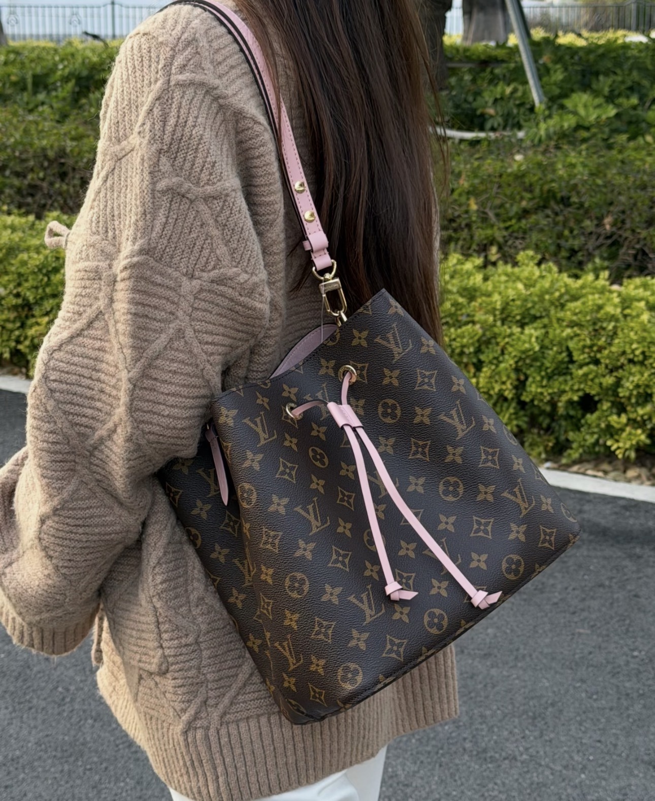 LV NéoNoé 經典水桶袋