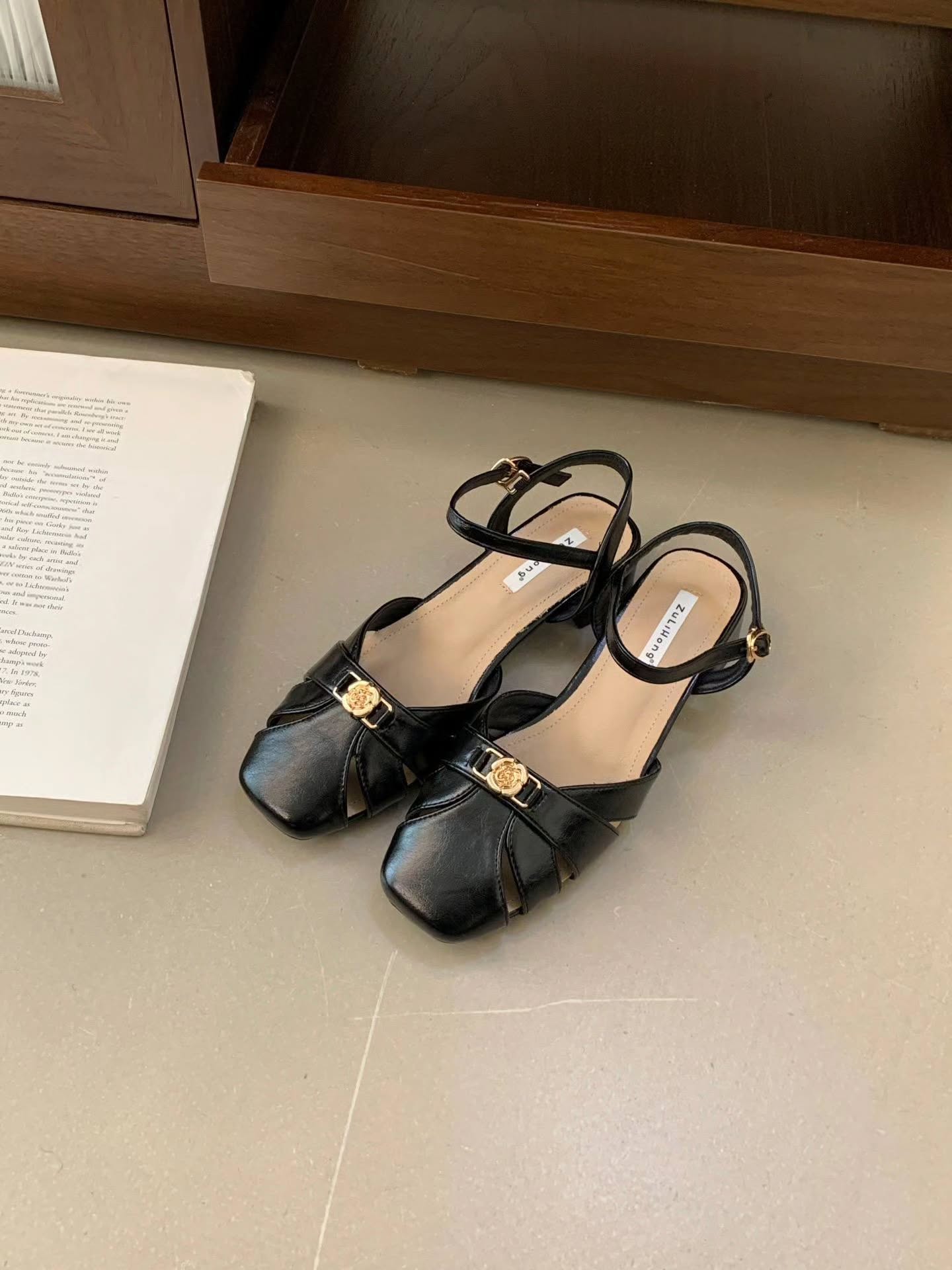 6018-47 法式复古方头凉鞋 🇨🇳