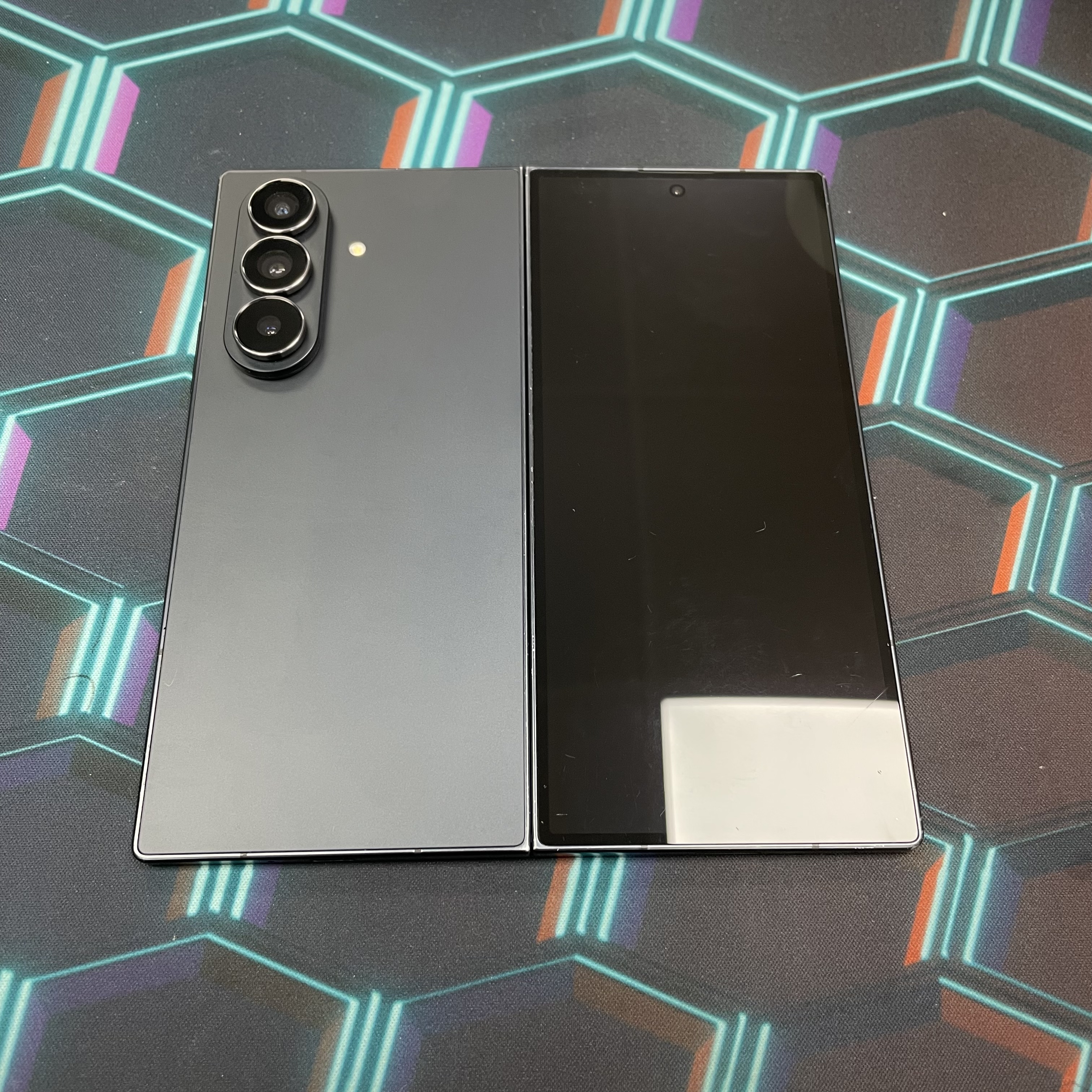 *6441B Galaxy Z Fold 7 美版 靚機 12+512GB 黑色 black