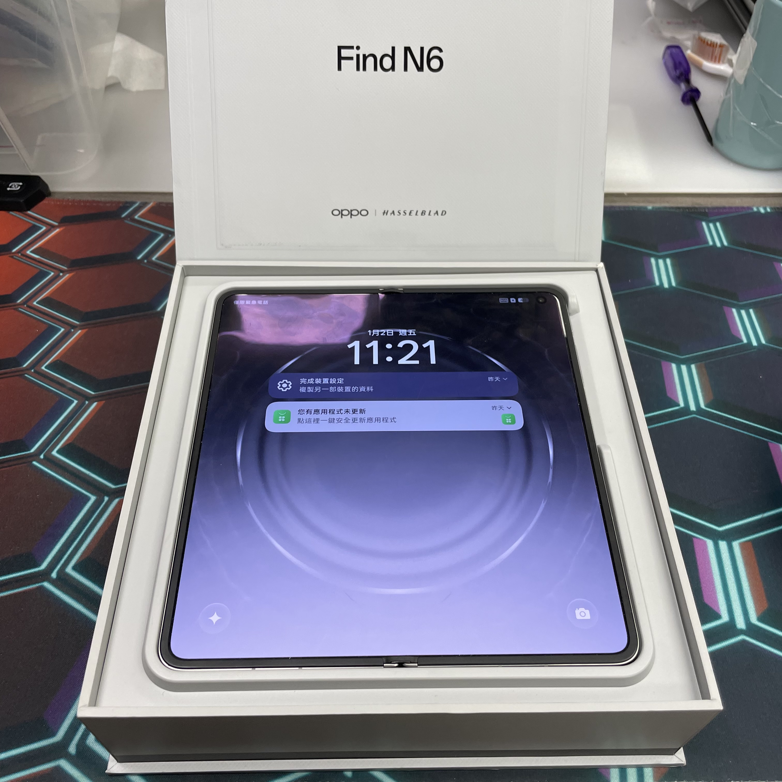 *8156 Oppo Find N6 完美機 16+512GB 灰色 gray