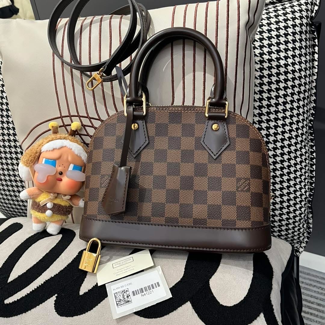 Lv alma bb damier ebene 100%Authentic,98%new ✅鎖Key ✅肩帶✅dust bag✅box