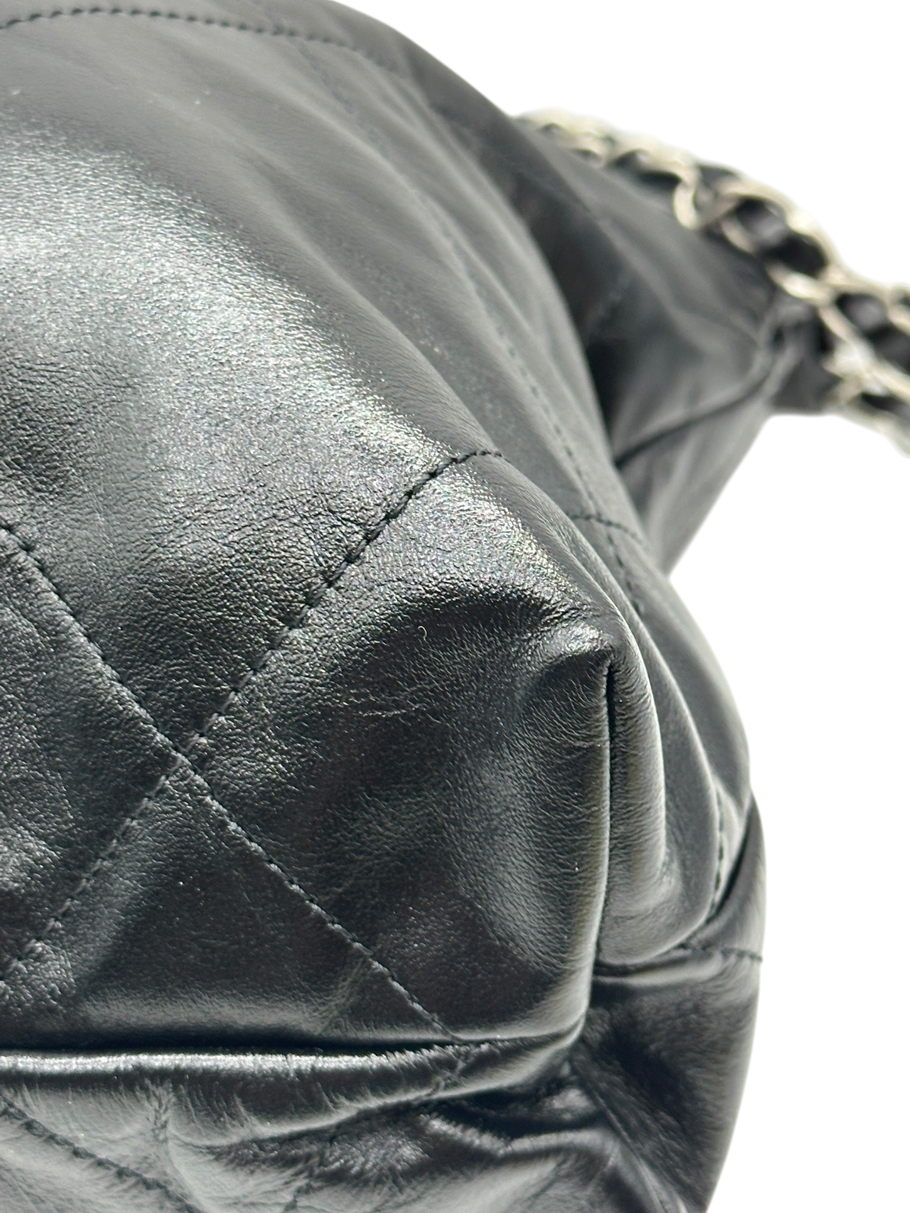 Pre-Owned CHANEL 22 Bag / Product Code: 26052408