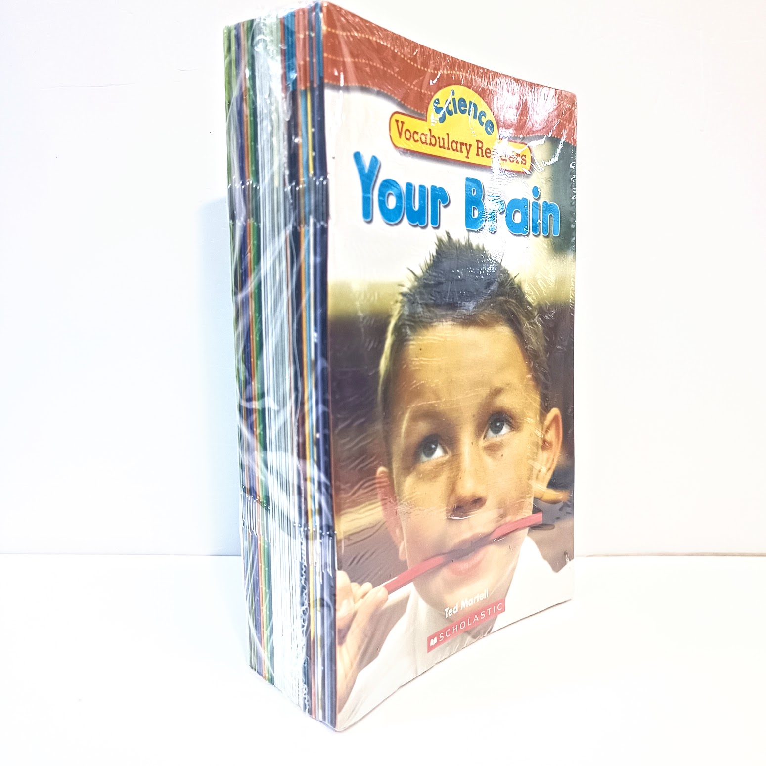 Scholastic Science Vocabulary Readers L1  (30 books) S83