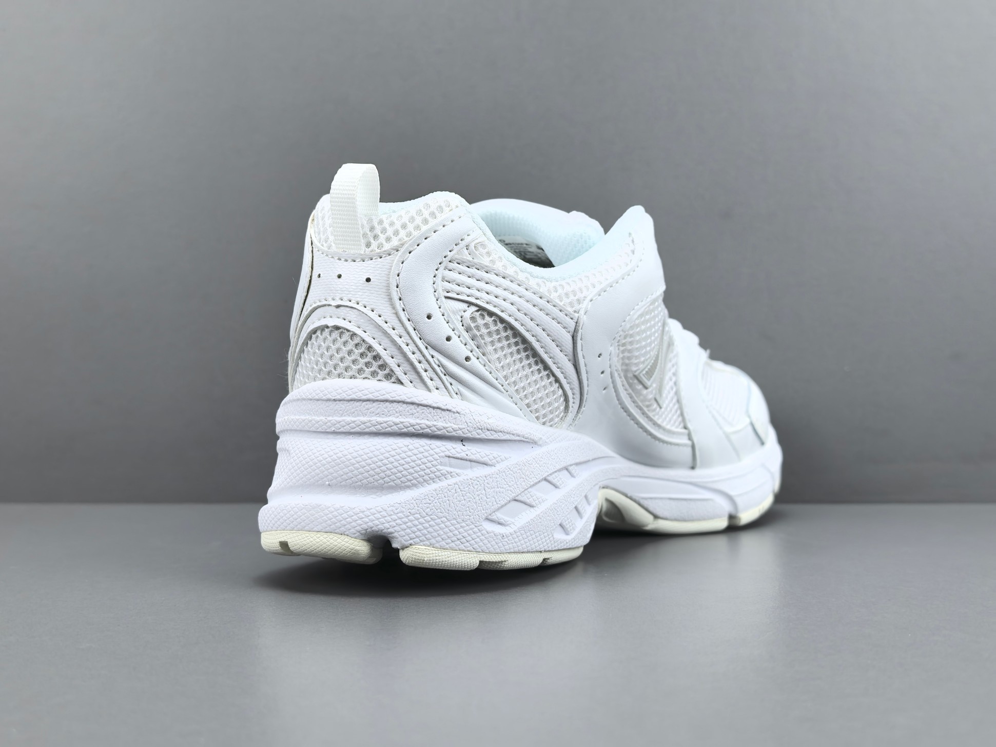 New Balance 530 MR530FW1