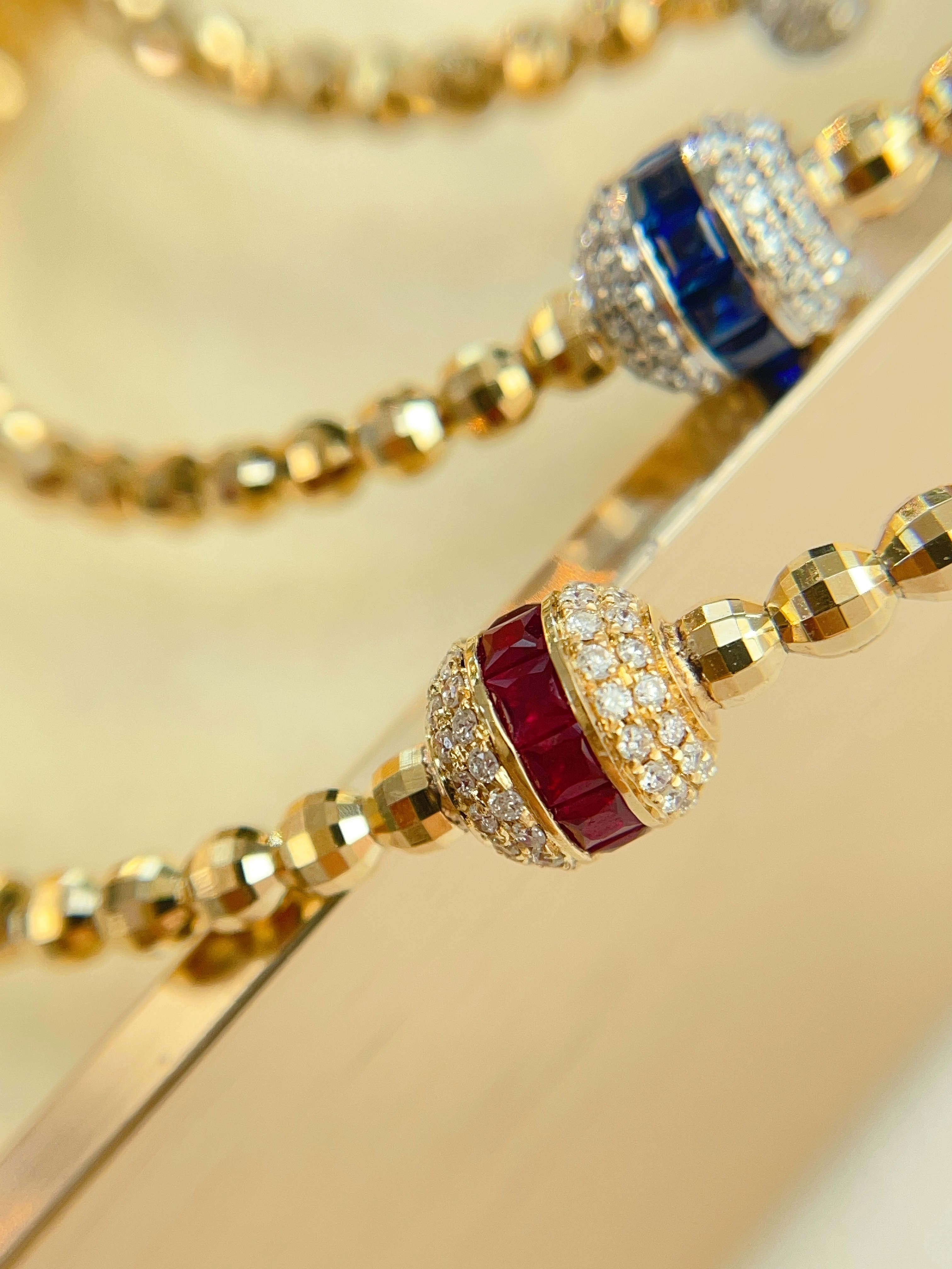 18K Gold Ruby & Diamond Faceted Bead Stretch Bracelet N031339