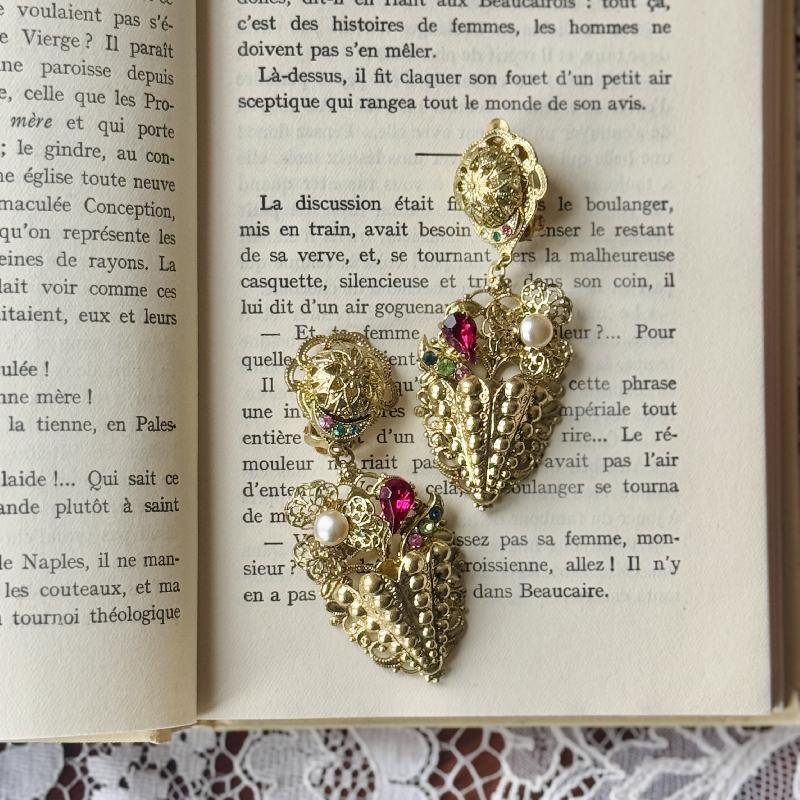 Vintage European Recomposed 3D Vase Bouquet Statement Clip Earrings (MW264)