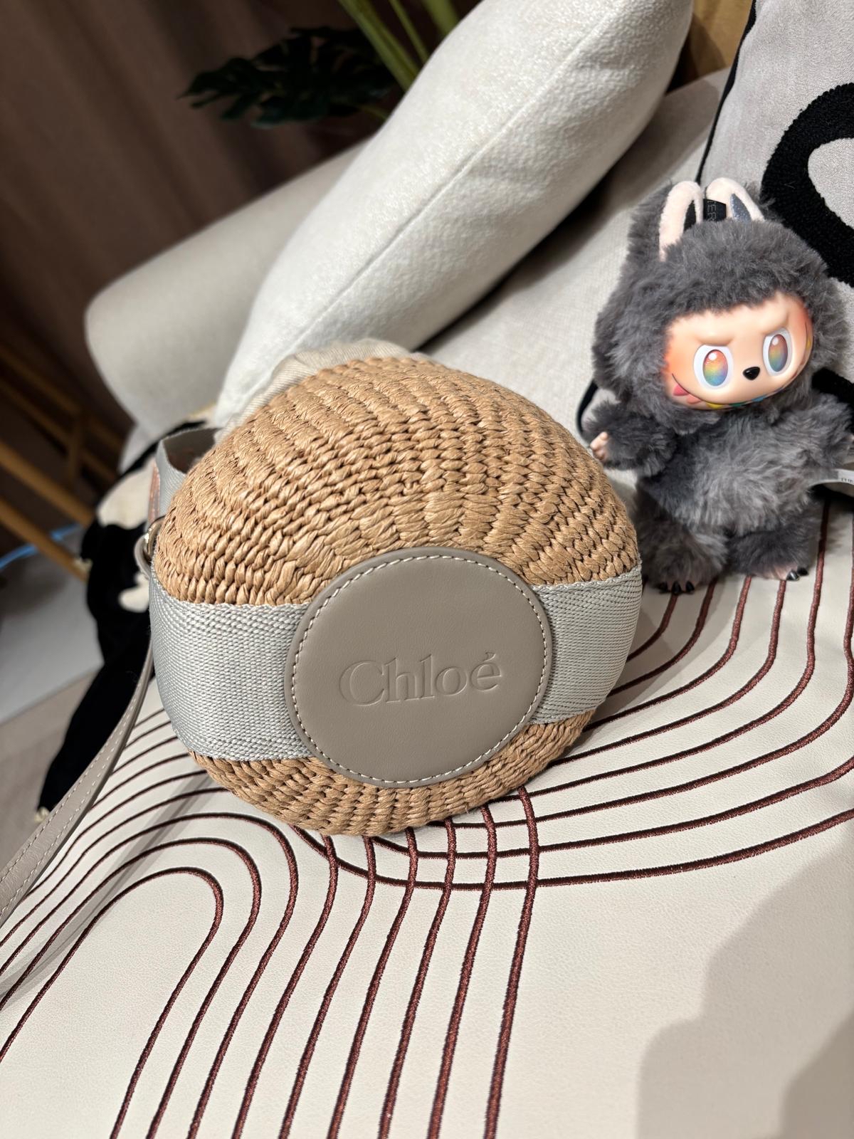 未使用品 Chloe Woody Small Bucket 100%Aurlthentic, Unused ✅Dust bag