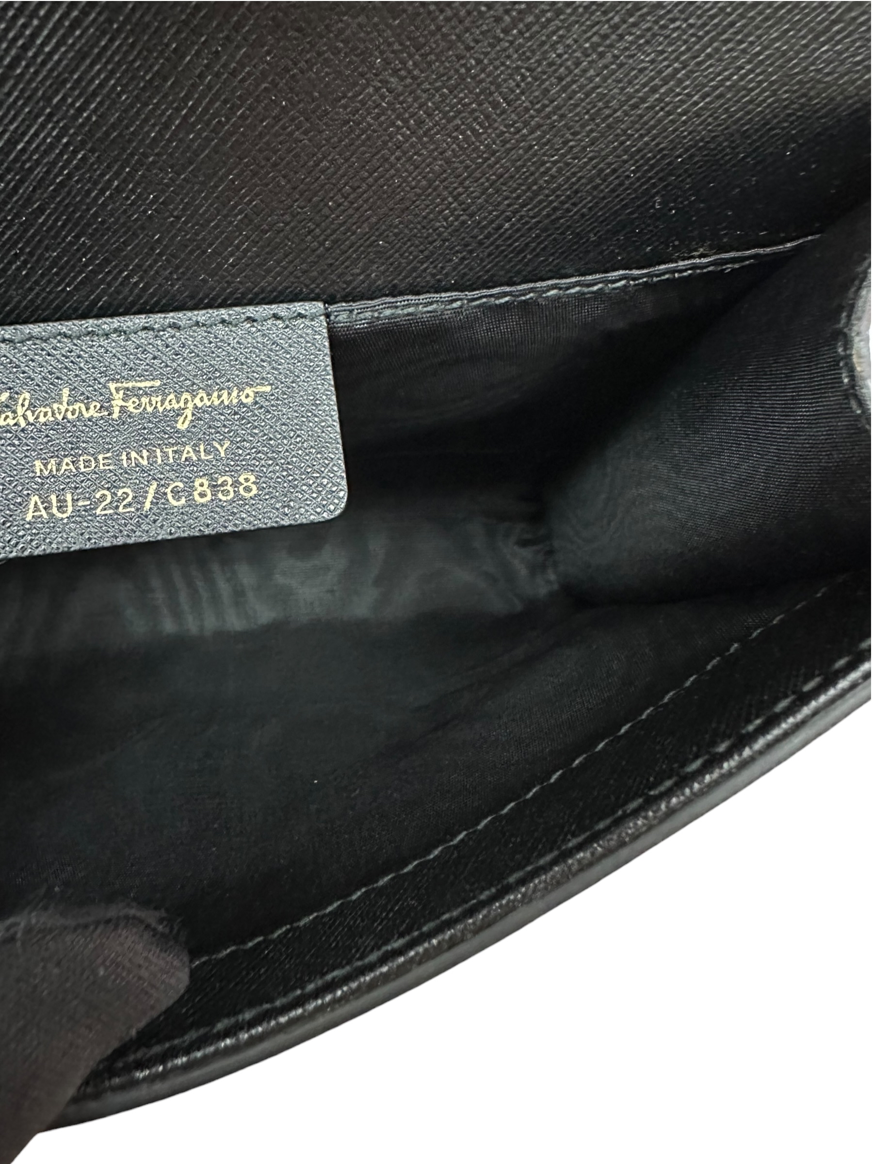 Pre-owned SALVATORE FERRAGAMO Ginny Crossbody Bag / Product Code: 26041104