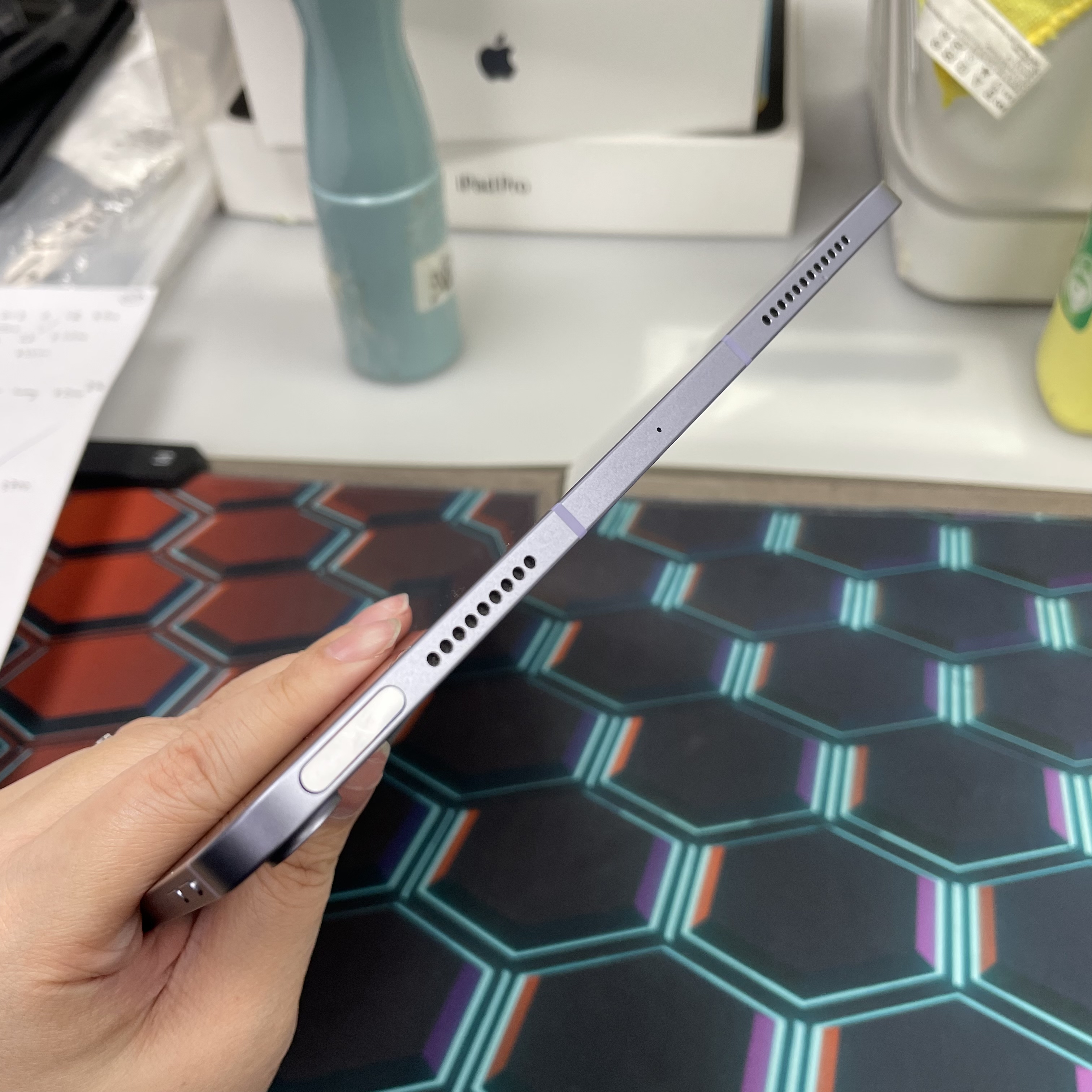 *775188 iPad Air 5 勁靚機 256GB 插卡版 紫色 purple