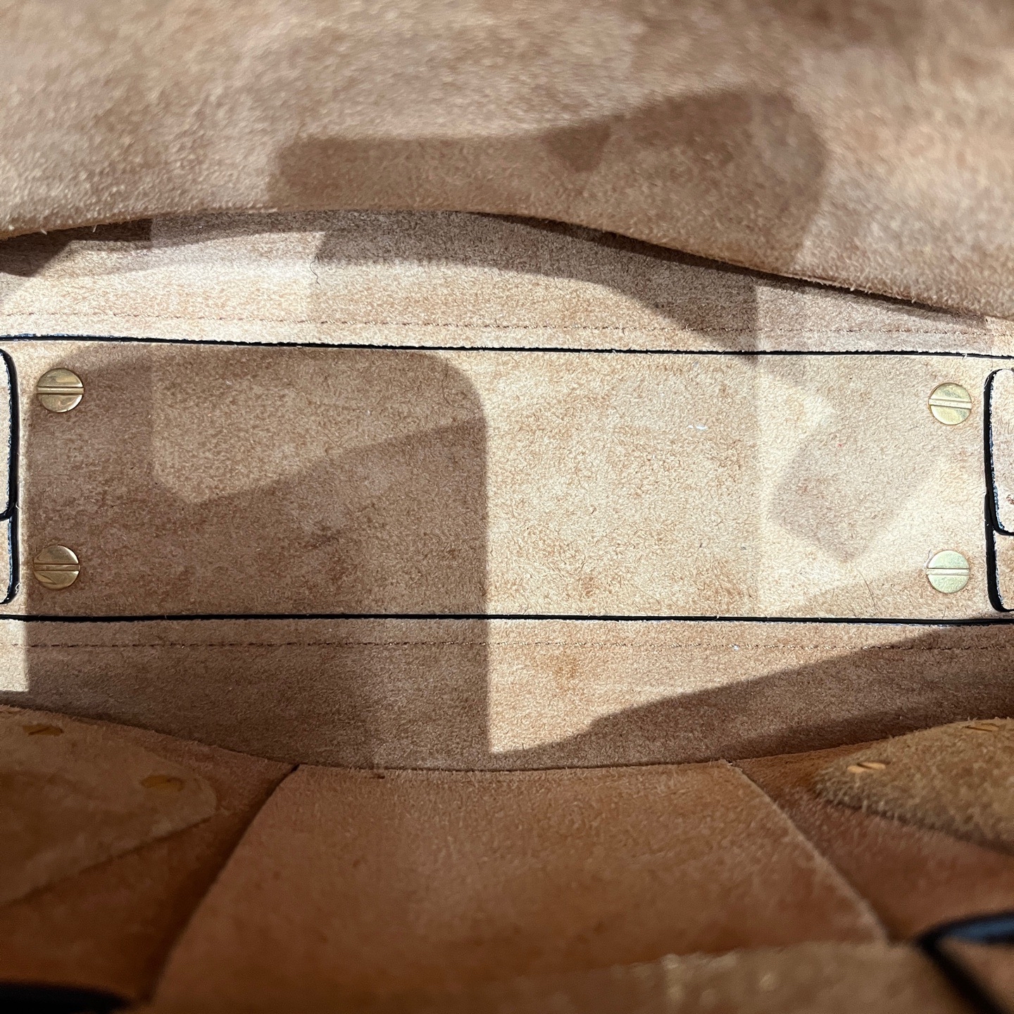 【預訂貨品】BV焦糖色編織牛皮tote