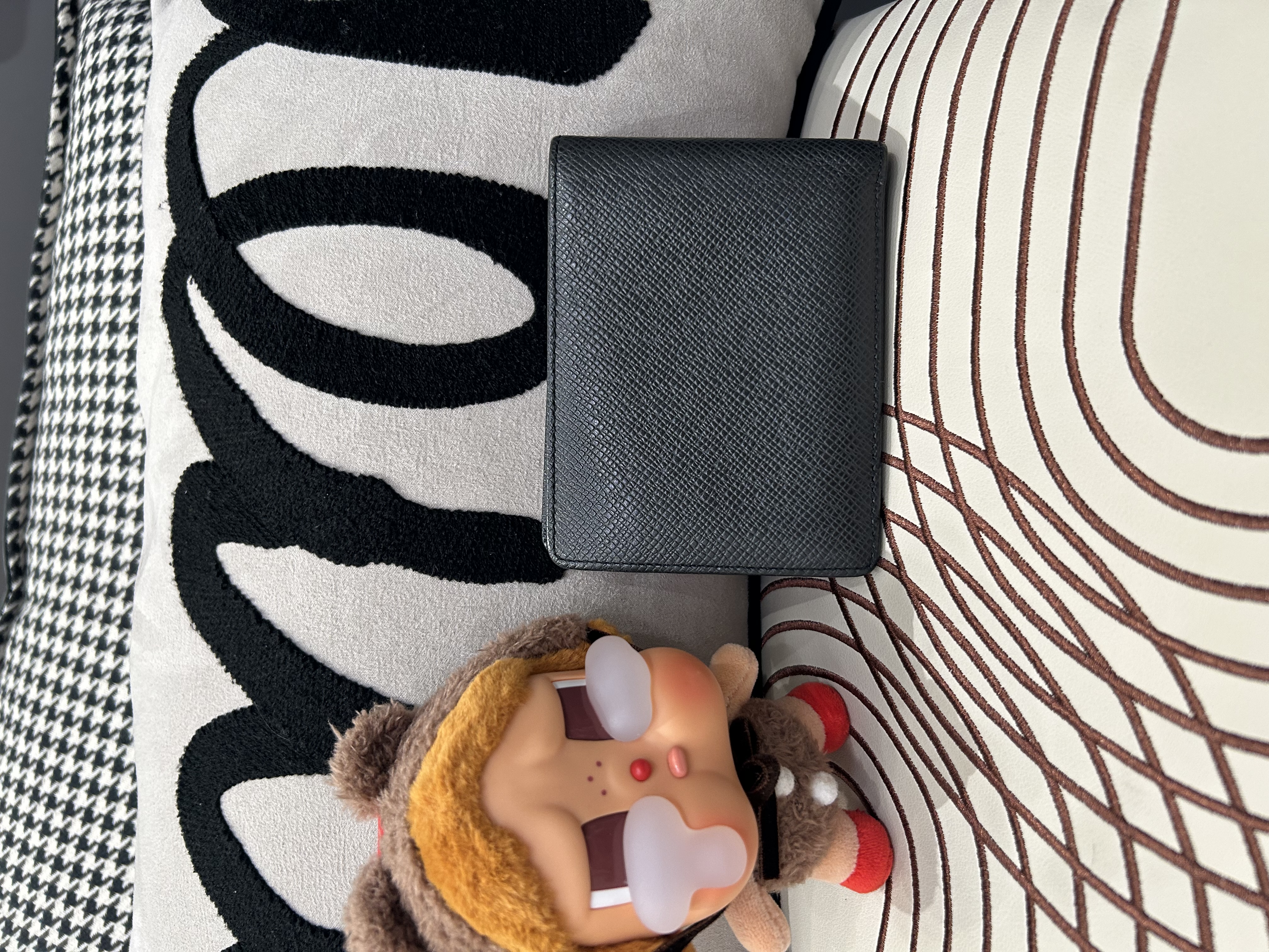 LV wallet Calfskin Black 100%Authentic, 90%New