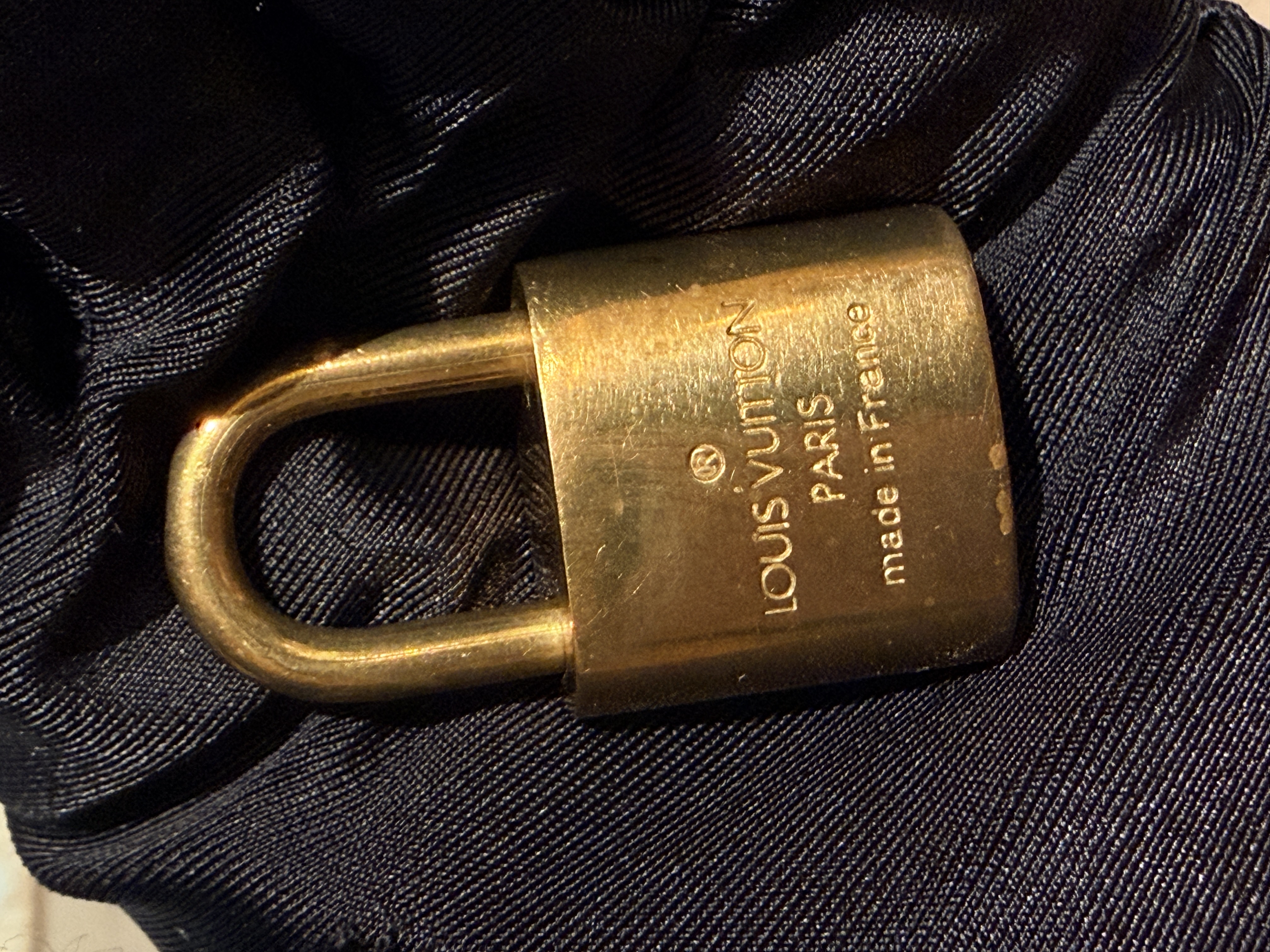 Louis Vuitton Monogram Keepall 50