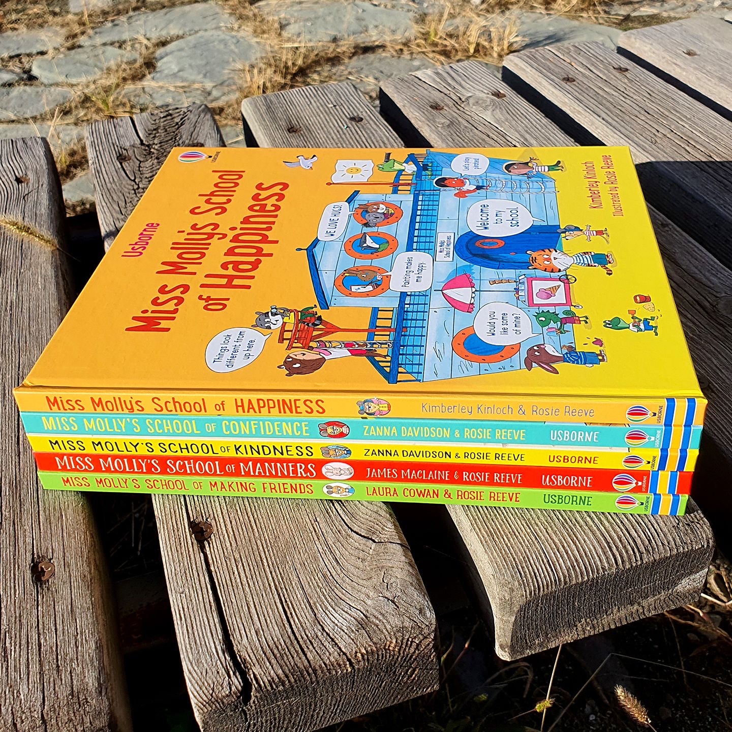 School of Manners / Making Friends：作者 Laura Cowan，插畫師 Rosie Reeve · School of Happiness / Confidence / Kindness：作者 Kimberley Kinloch 與 Zanna Davidson，插畫師 Rosie Reeve