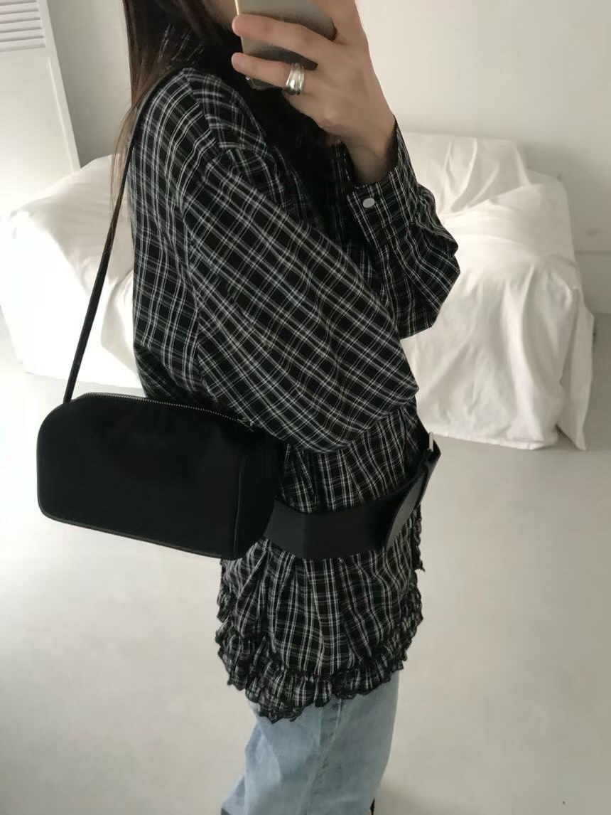 防潑水霧面尼龍細帶長條單肩包