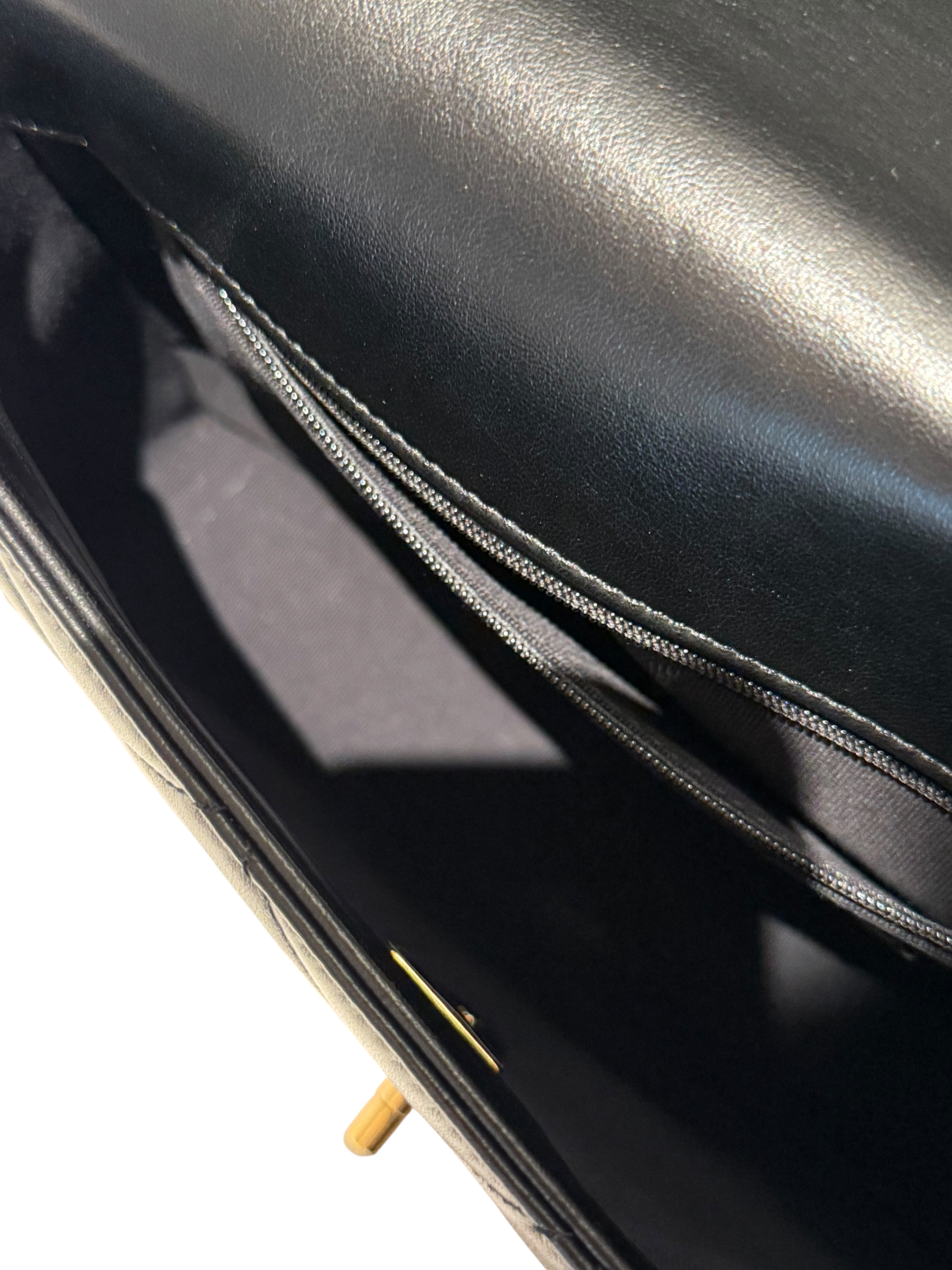 Pre-Owned CHANEL CC Flap Bag / Product Code: A50174