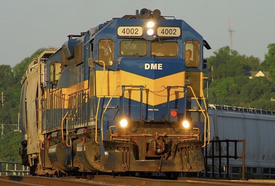 Atlas N比例 Atlas N' EMD GP40 Dakota, Minnesota & Eastern #4003 New in the box