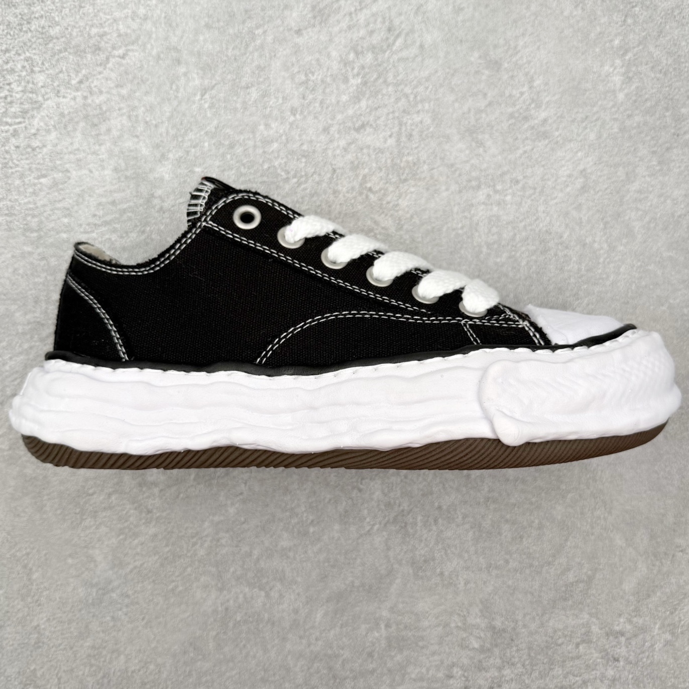 Maison Mihara Yasuhiro MMY Peterson OG Sole Canvas Low-top Sneaker