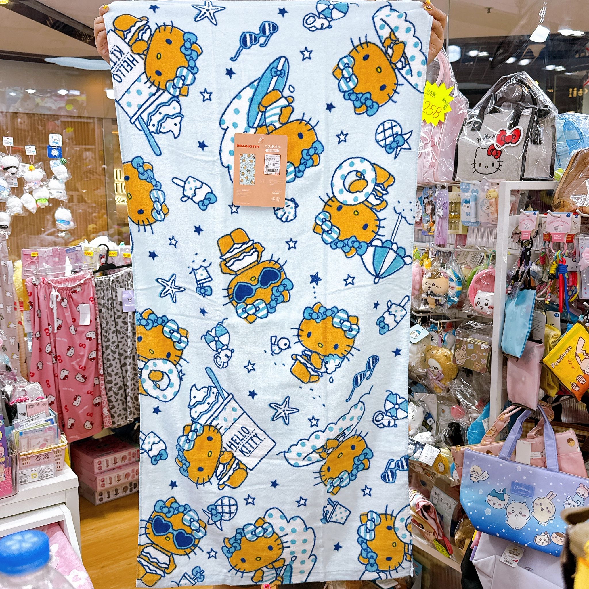 日本直送Sanrio Hello Kitty車/唐老鴨/ 比卡超新款120×60 cm大浴巾