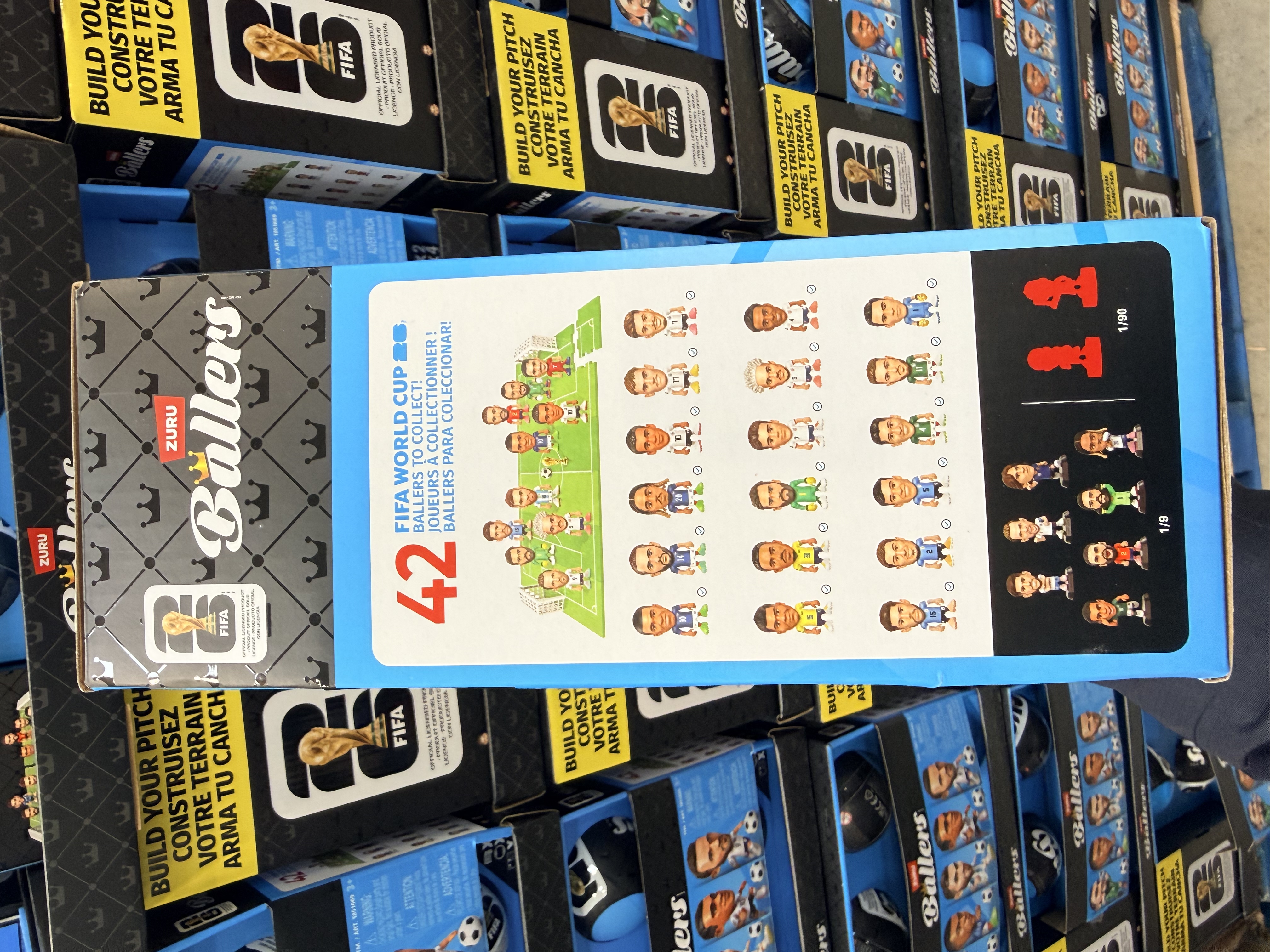 🏆 [2026世界盃限定] FIFA Ballers Figures 足球球星公仔盲盒 (4入) - 加拿大限定 Series 1 (美斯/麥巴比/卡尼)