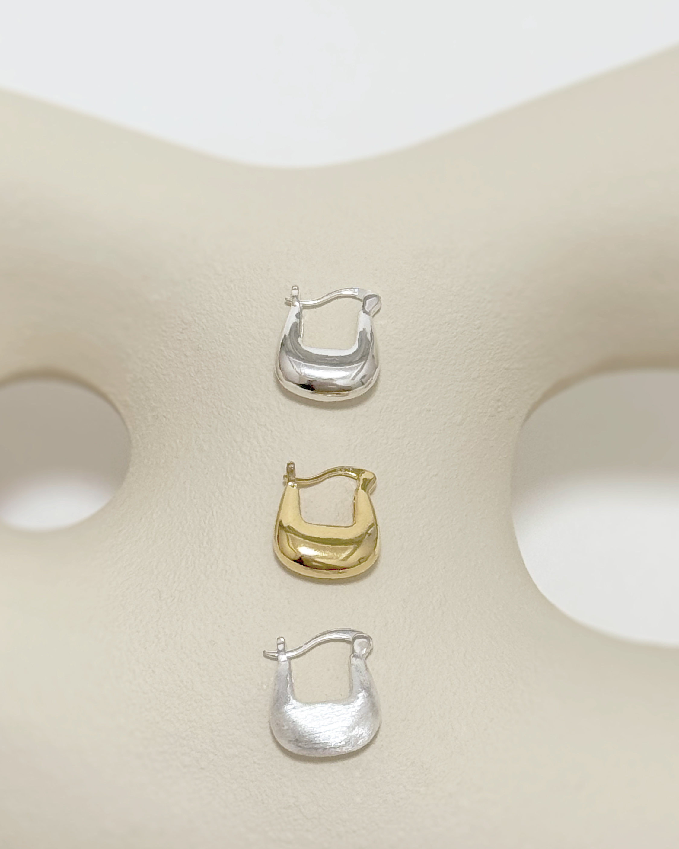 Chic Bag Shaped Earrings