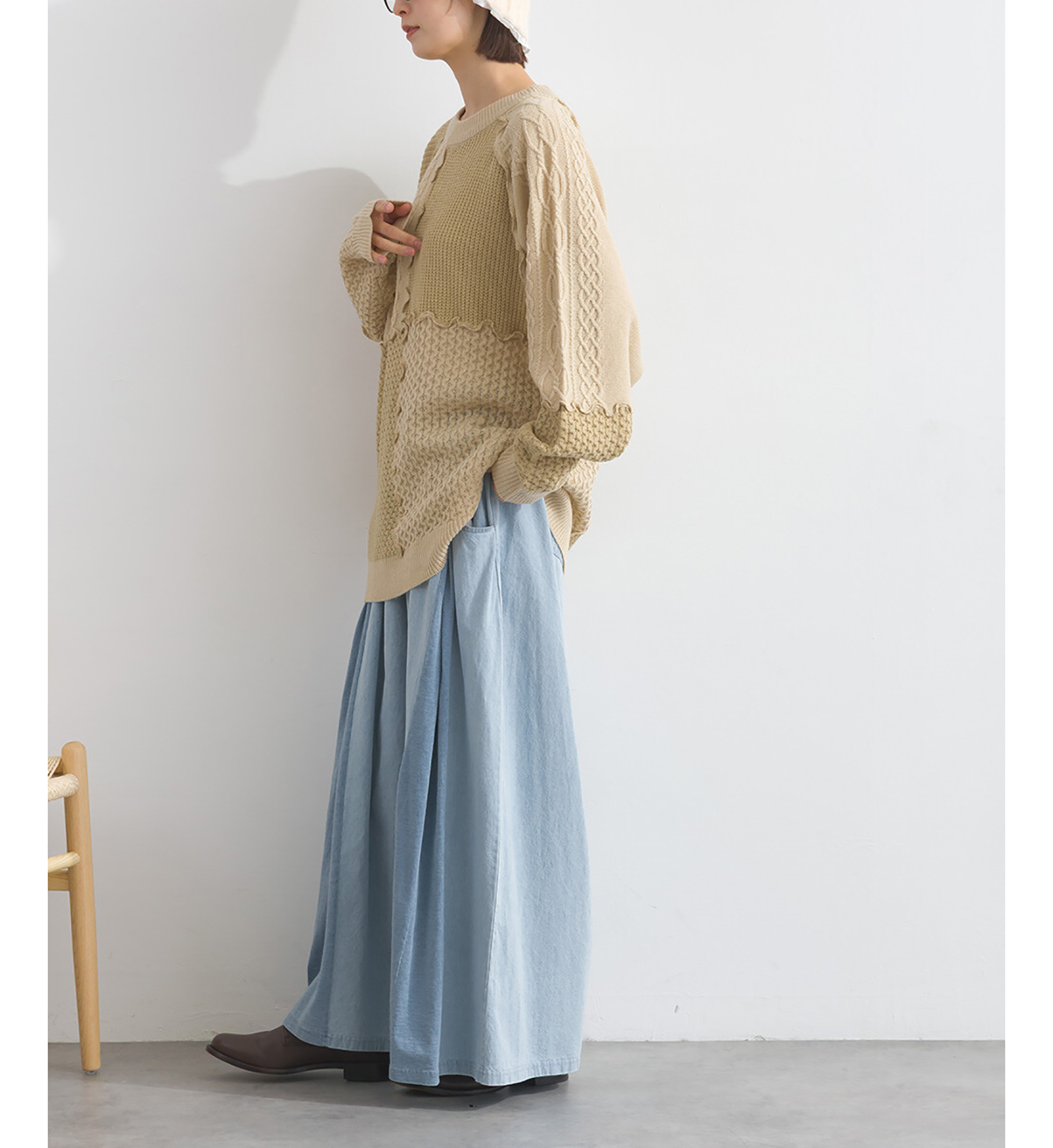 LP - 木耳邊拼貼冷織毛衣 (杏色)