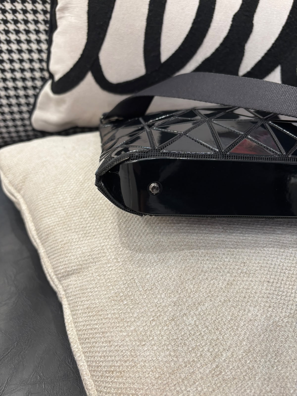 Issey Miyake crossbody Bag 100%Authentic, 90%New