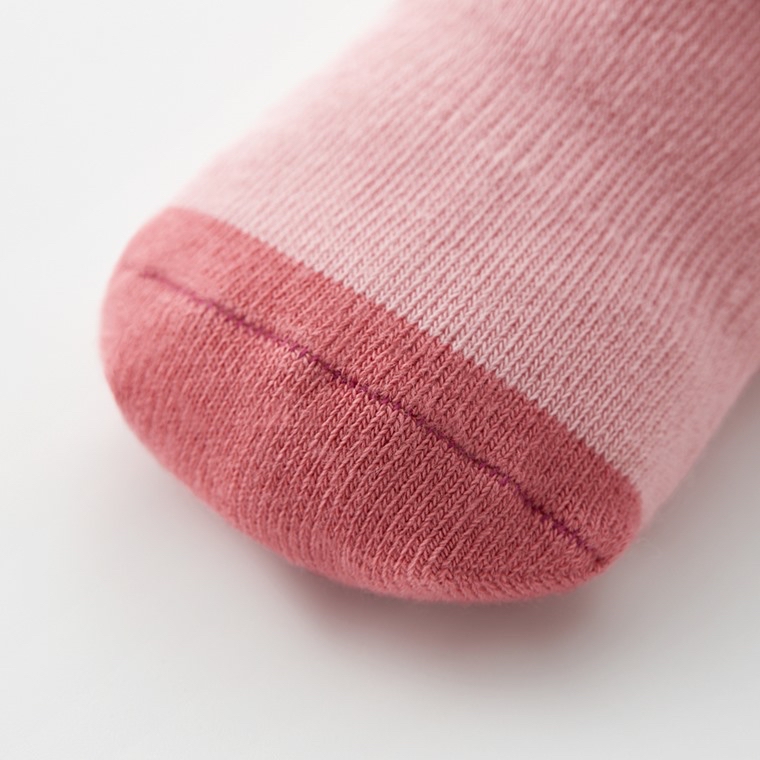 部分現貨💚預訂 台灣直送💚兩色可愛提花防滑中筒襪三對裝