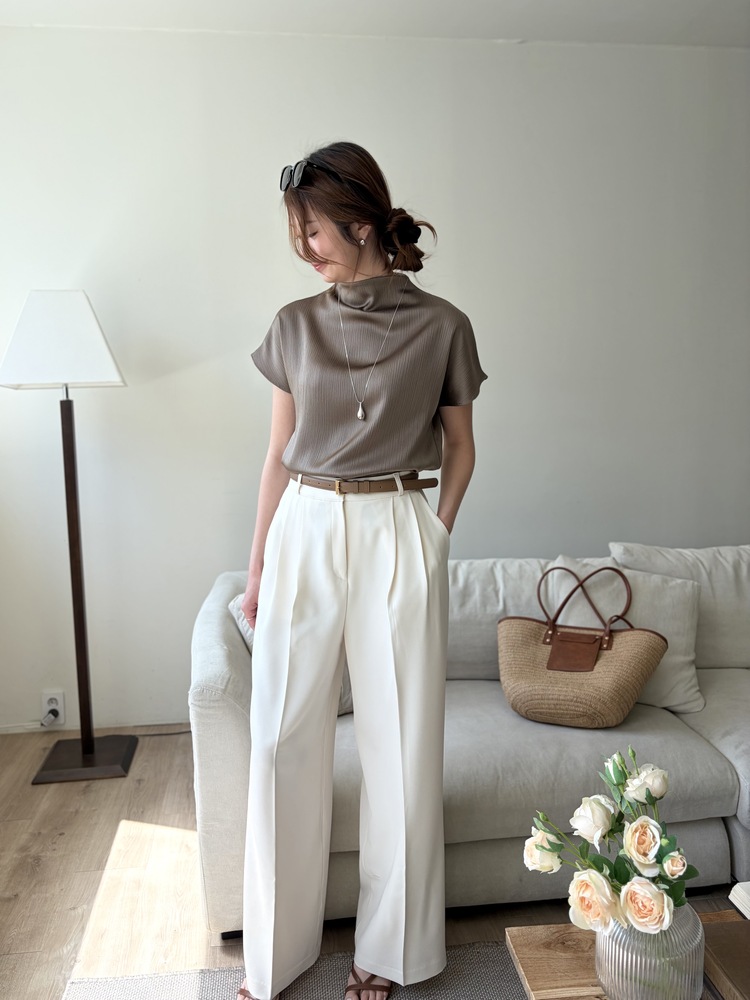 Timeless Pleated Flow Pants (Ivory)
