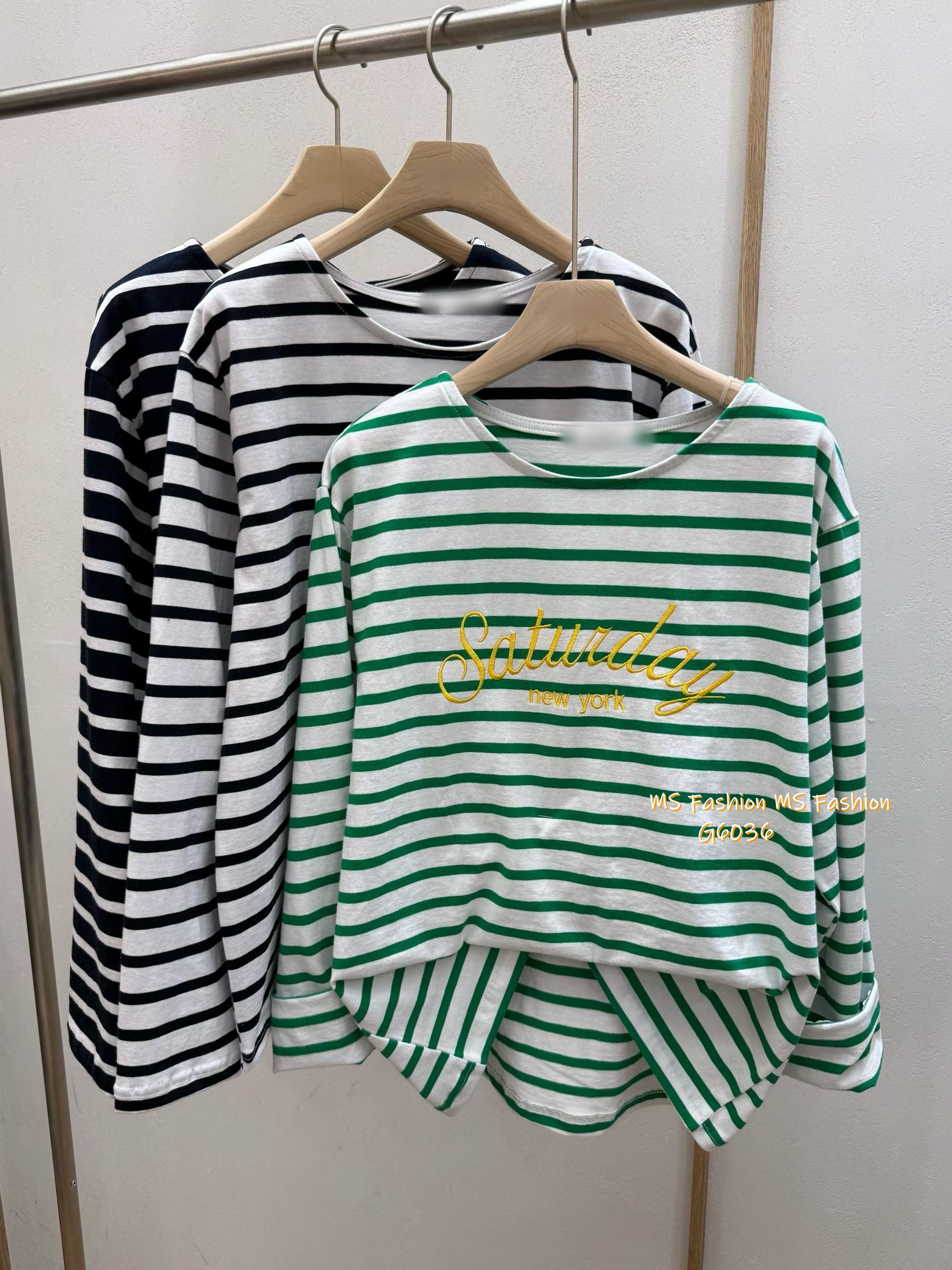 G6036 韓國🇰🇷刺繡字母橫間top