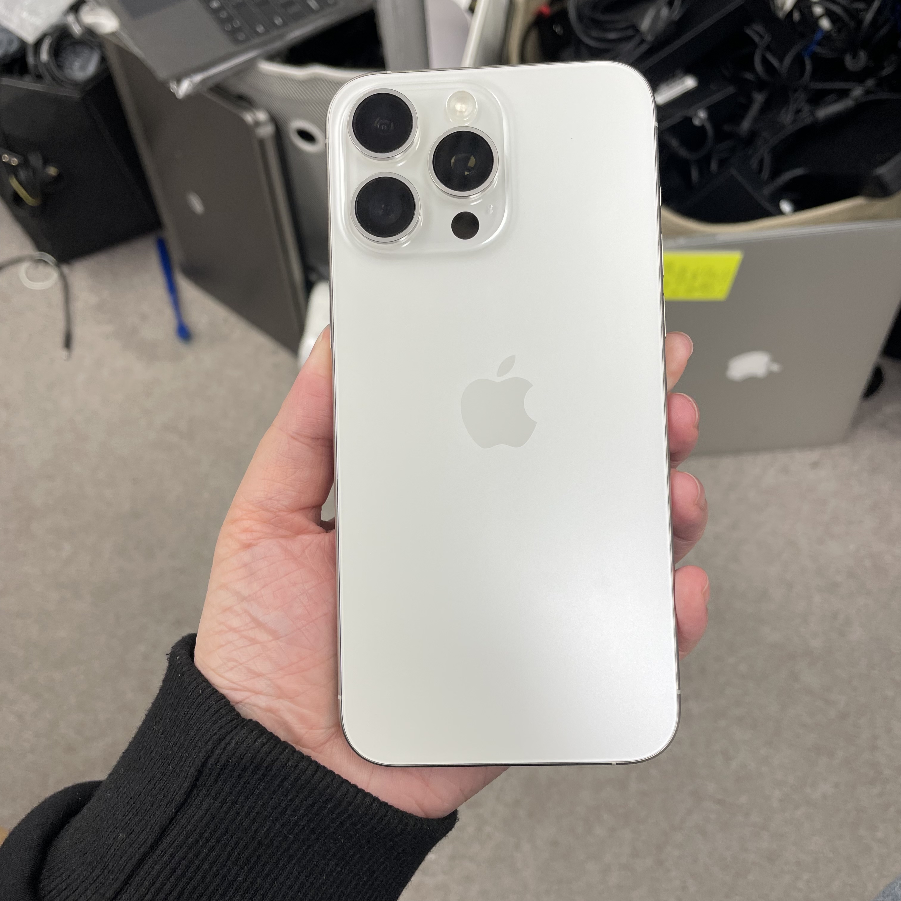 *6003 15 Promax 勁靚機 512GB 電90 白色 white