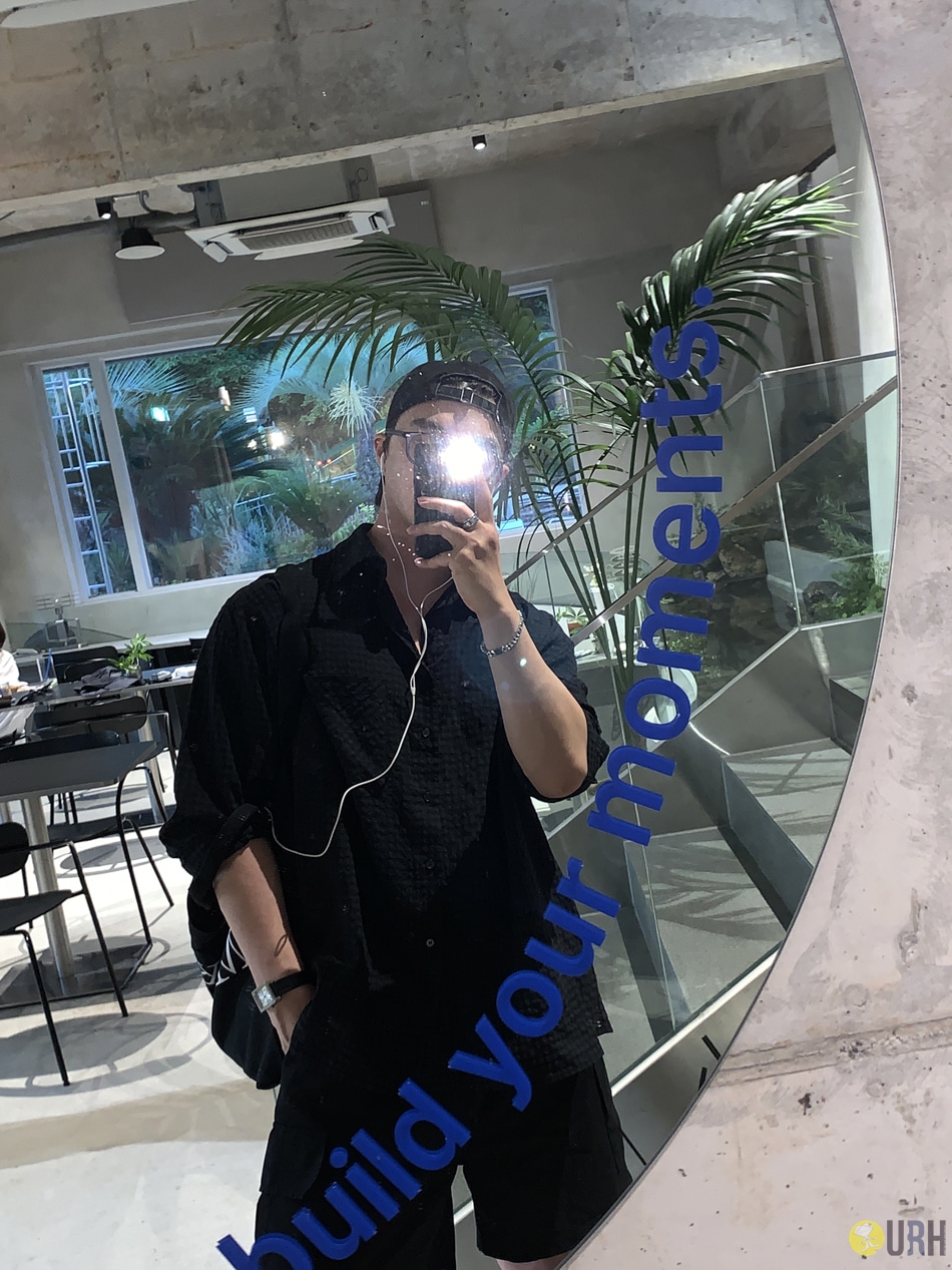 【100%保證韓國直送】Emboss Check立體暗格紋Seersucker寬鬆長袖恤衫 👔 [2 color] RL115125