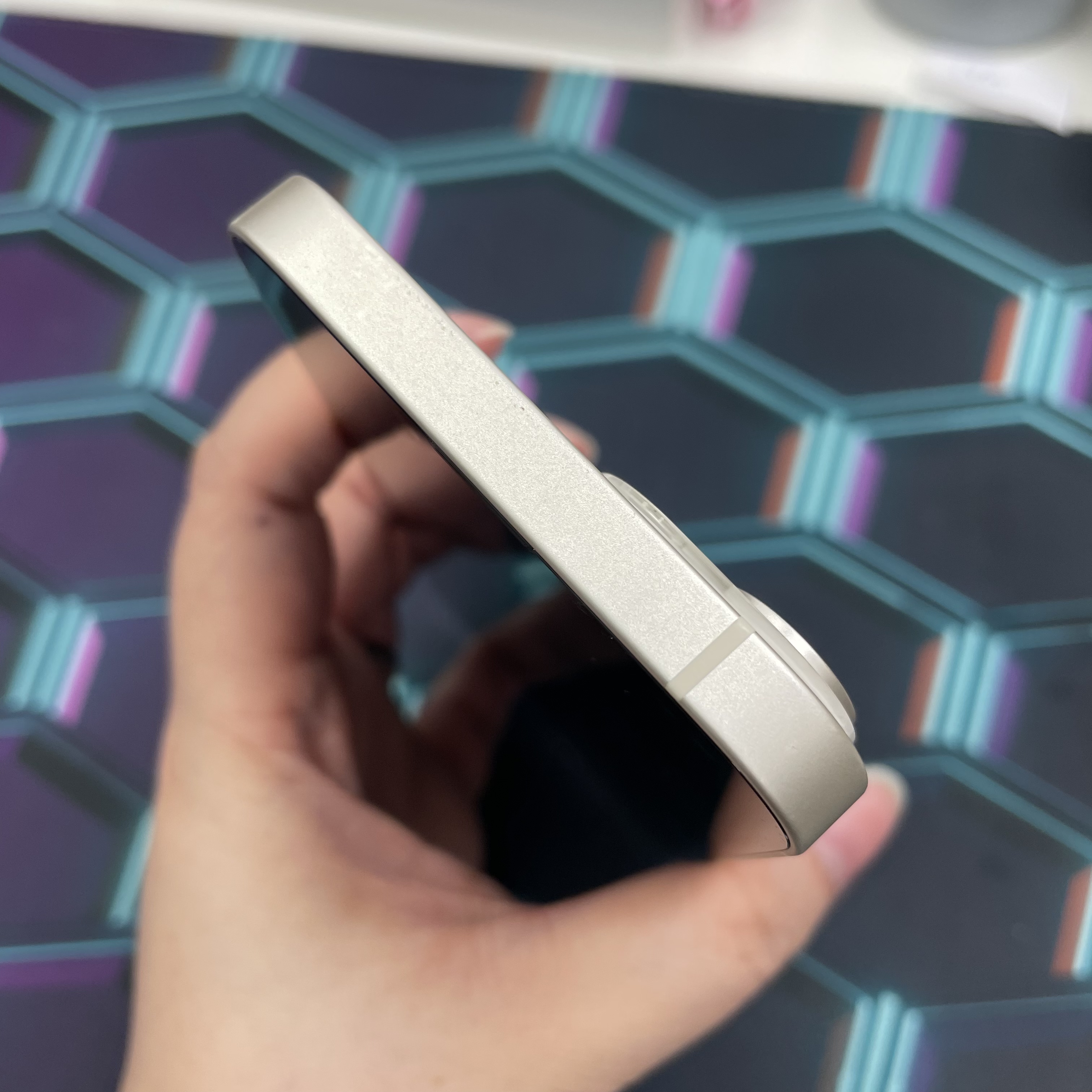 *6403 14 勁靚機 256GB 電75 白色 white